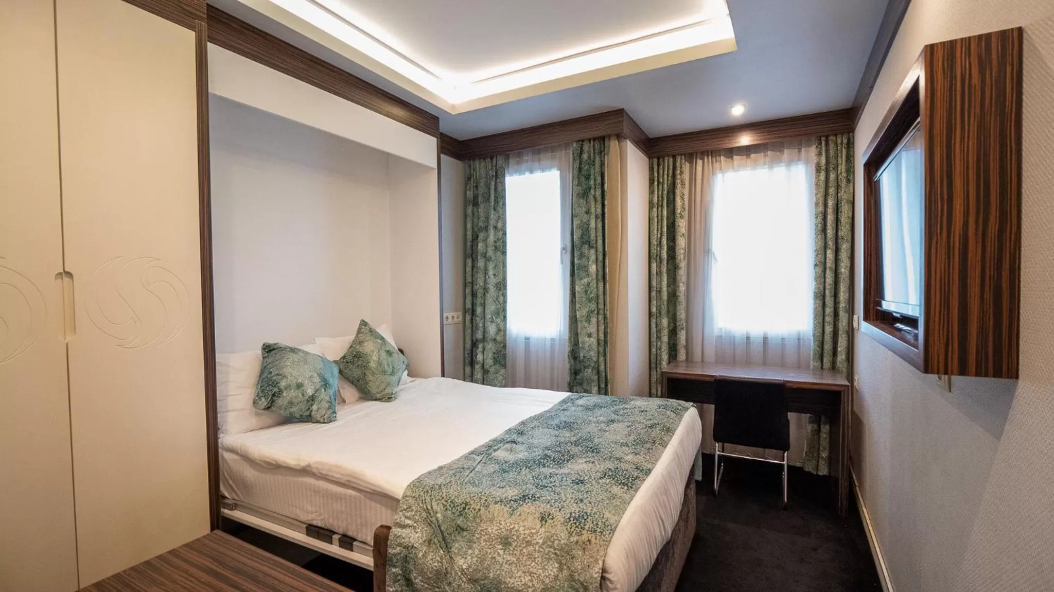 Budget Double Room in Sogut Hotel Old City