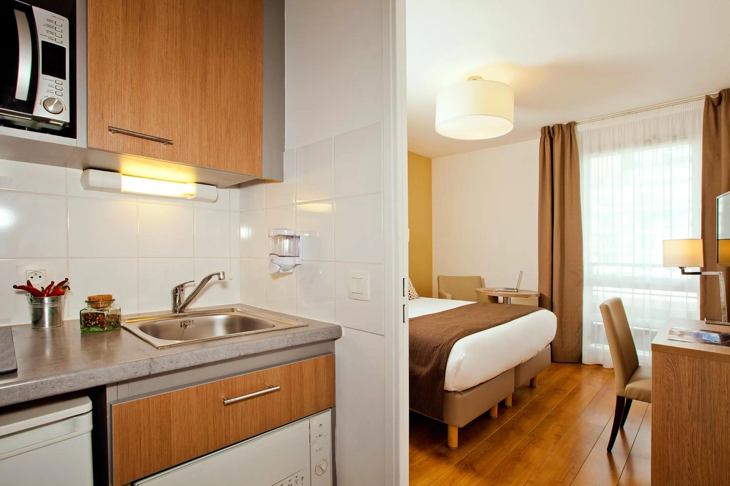 Kitchen or kitchenette, Bed in Residhome Bois Colombes Monceau