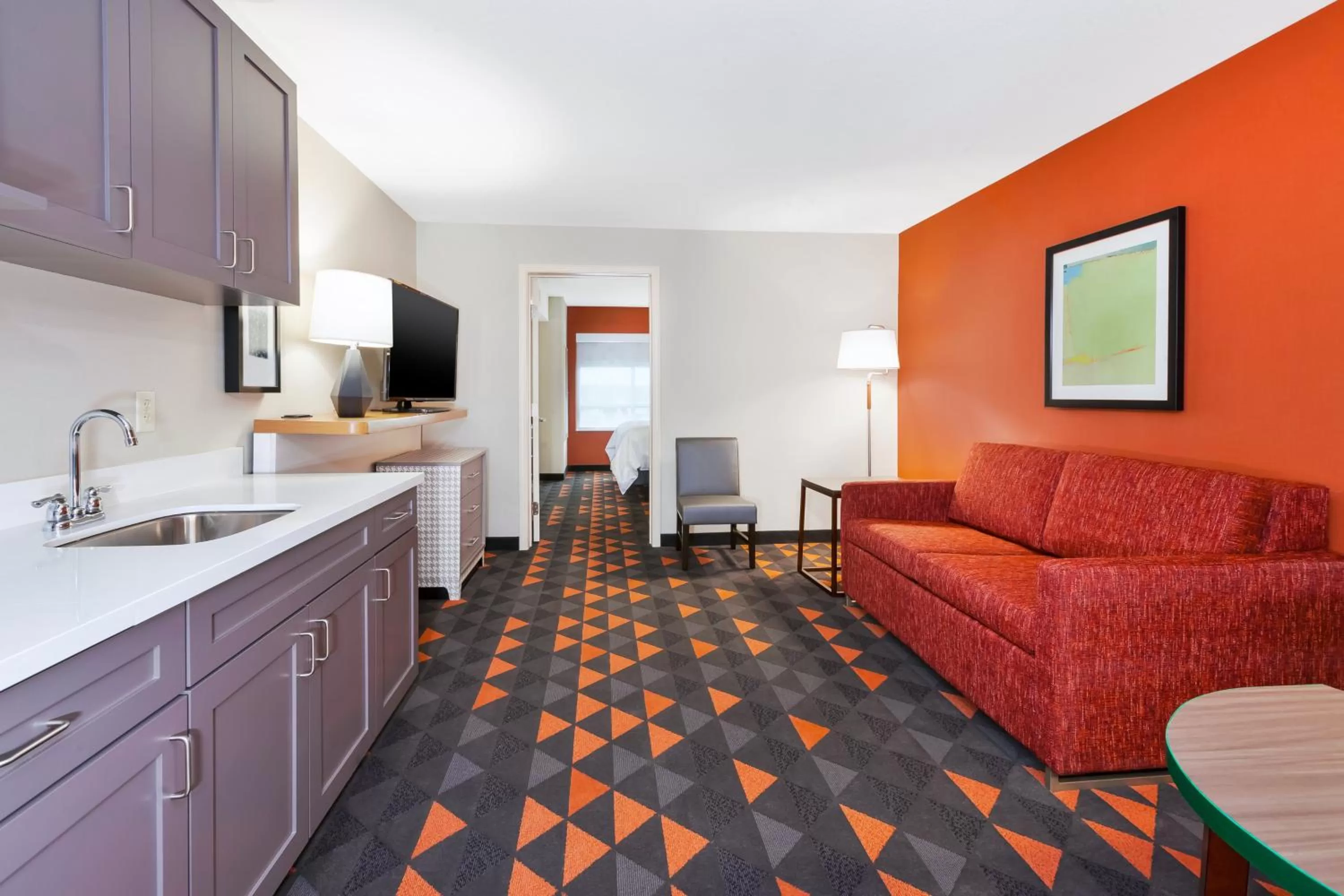 Bedroom in Holiday Inn & Suites - Toledo Southwest - Perrysburg by IHG