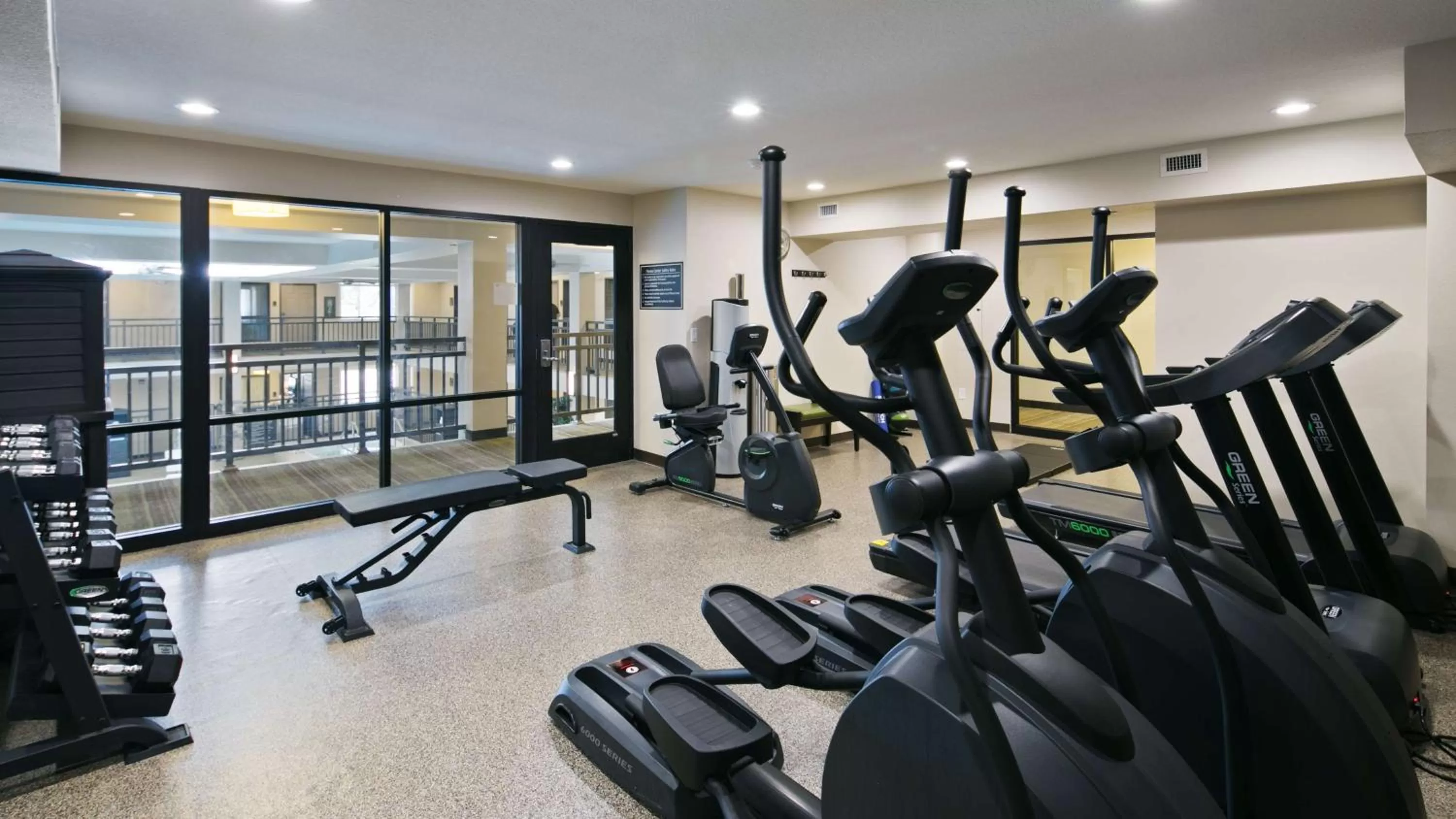 Fitness centre/facilities in Best Western Harvest Inn & Suites