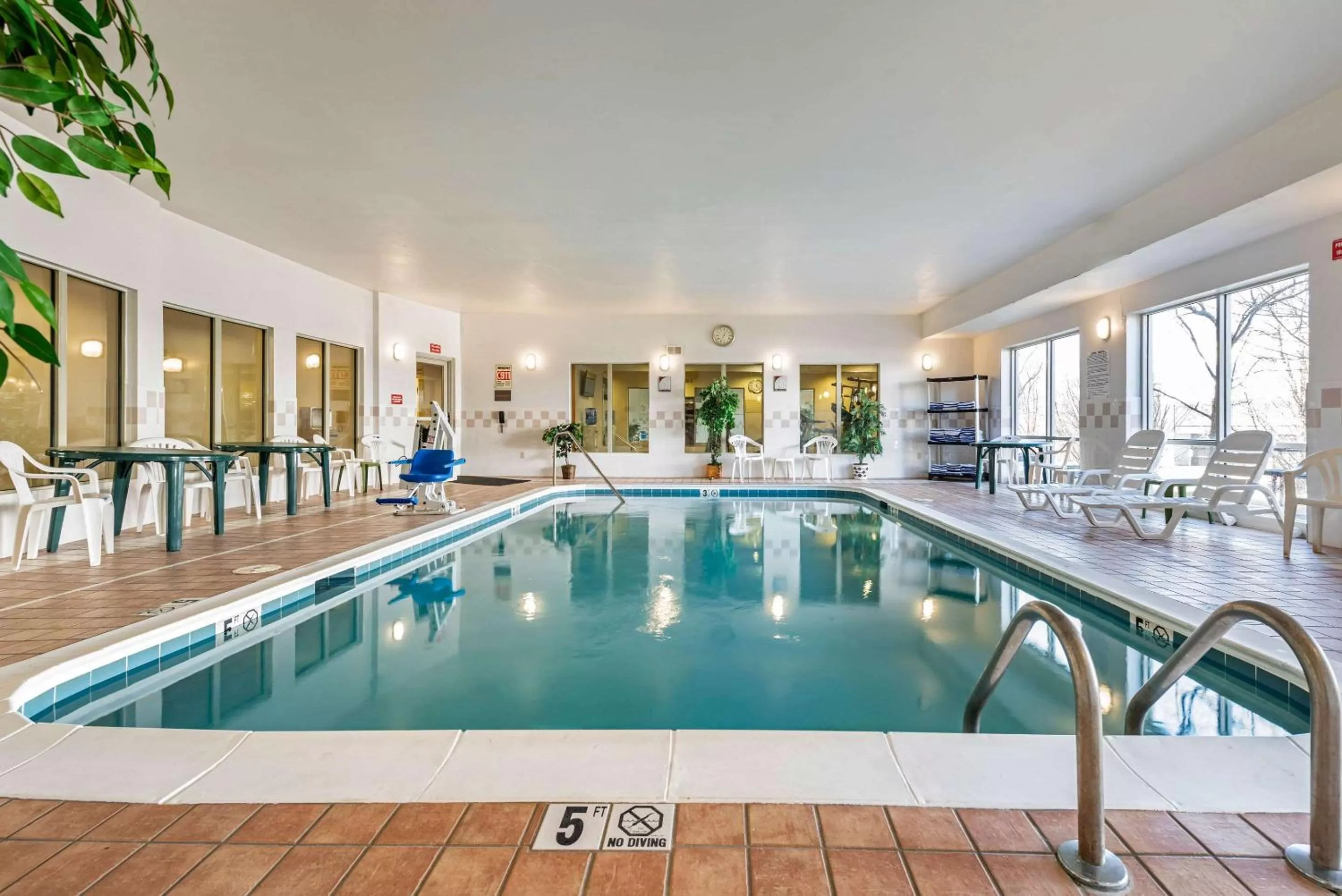 On site in Holiday Inn Express & Suites Hebron - Cincinnati Airport by IHG