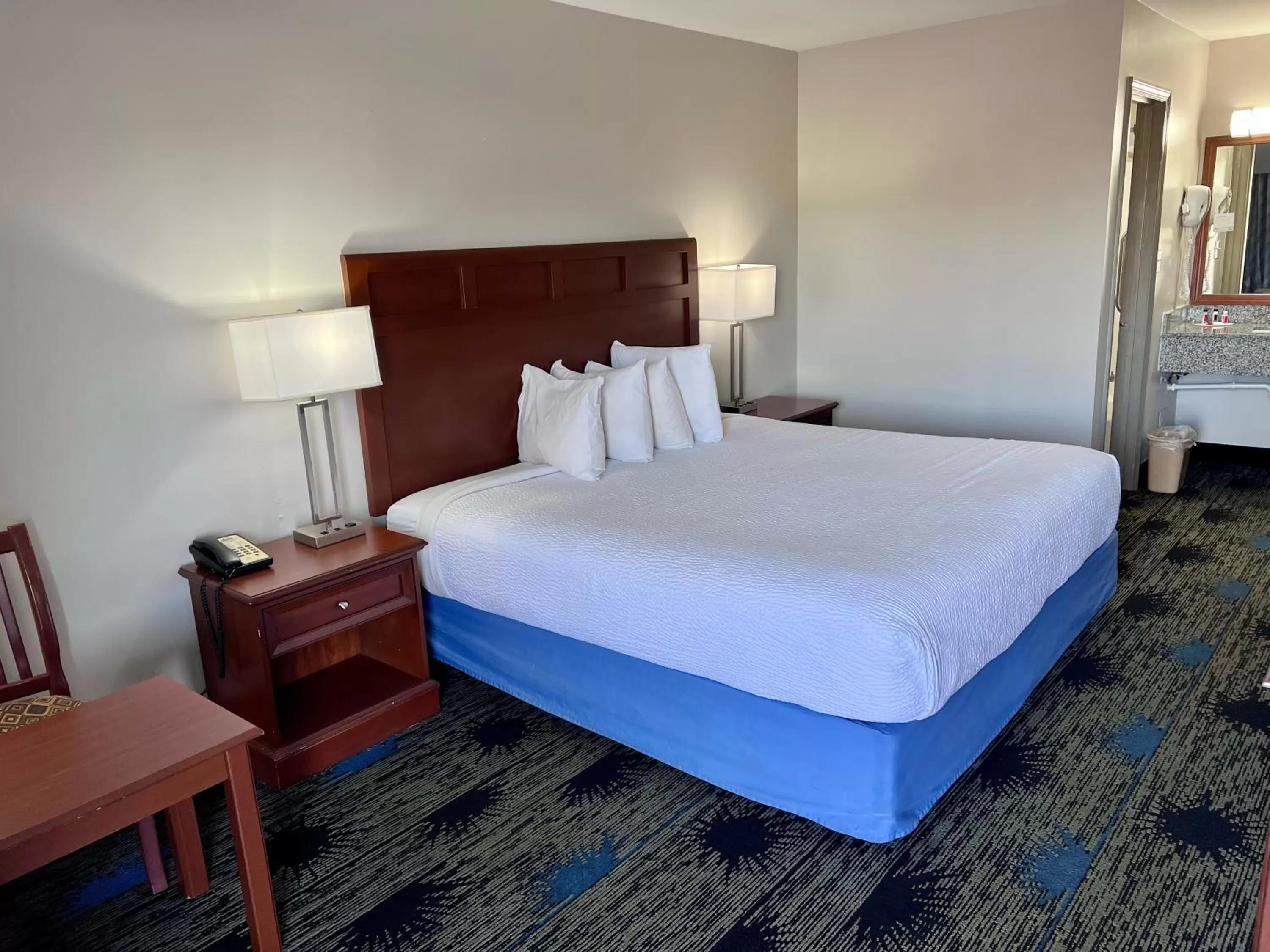 Standard King Room - Smoking in Days Inn by Wyndham Greenville