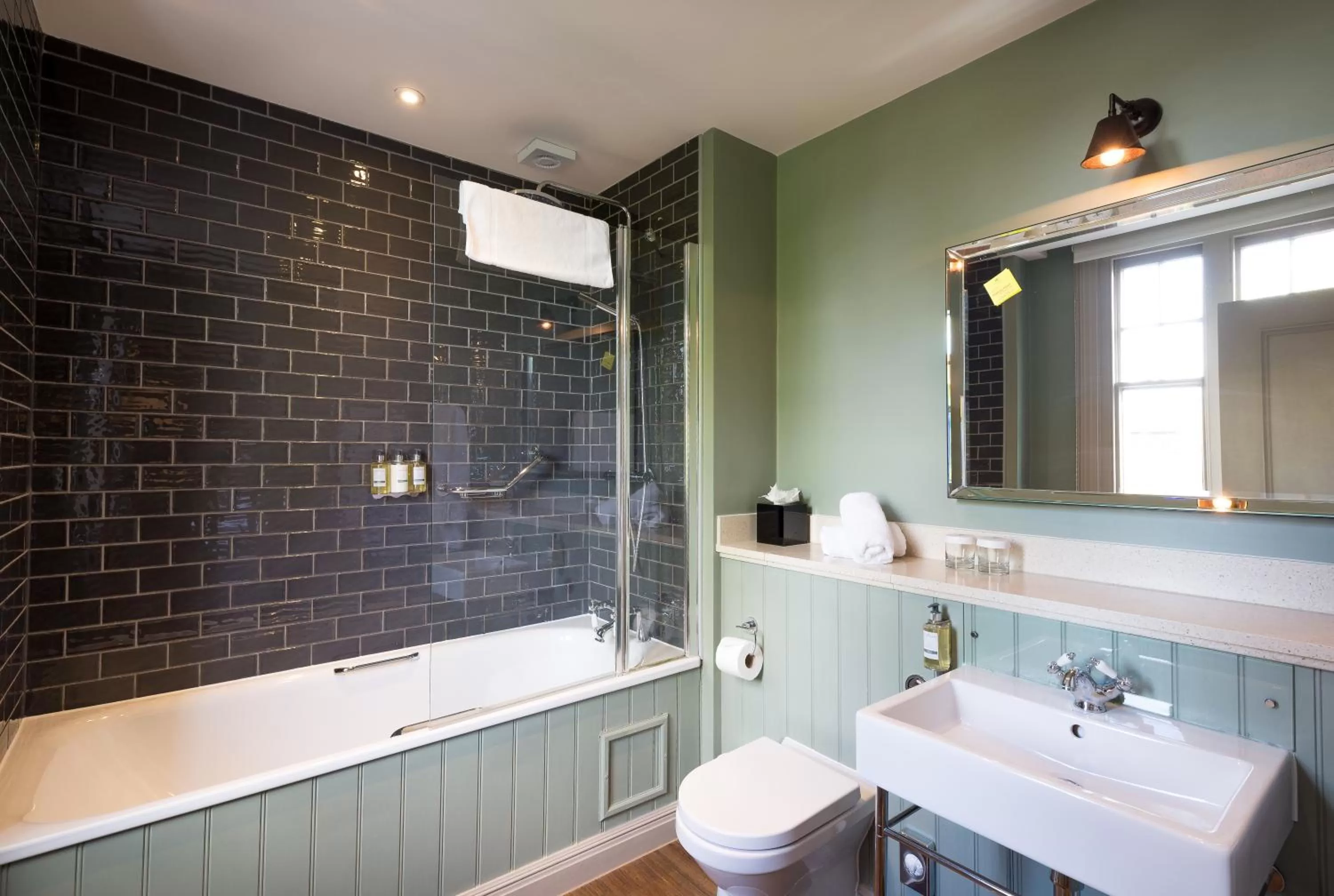 Bathroom in The Crown Manor House Hotel