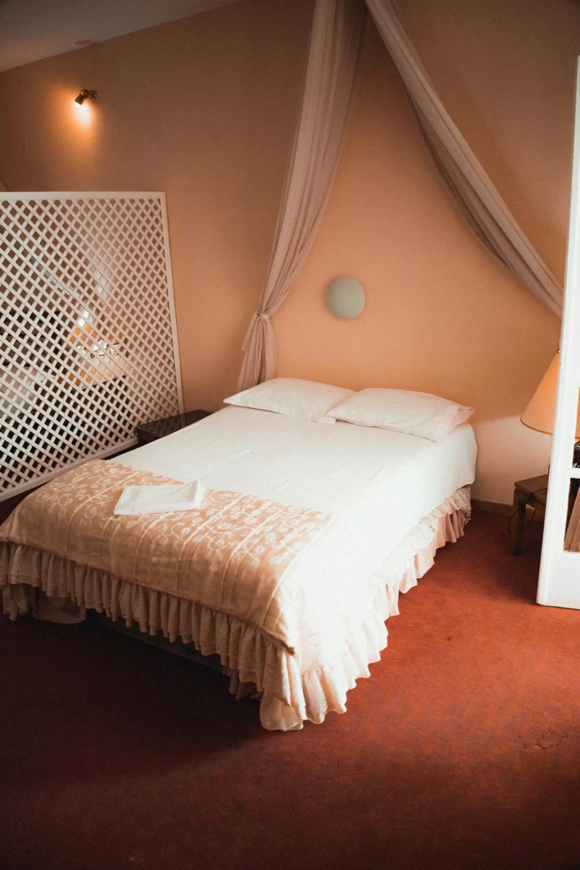 Bed in Villa Olympia
