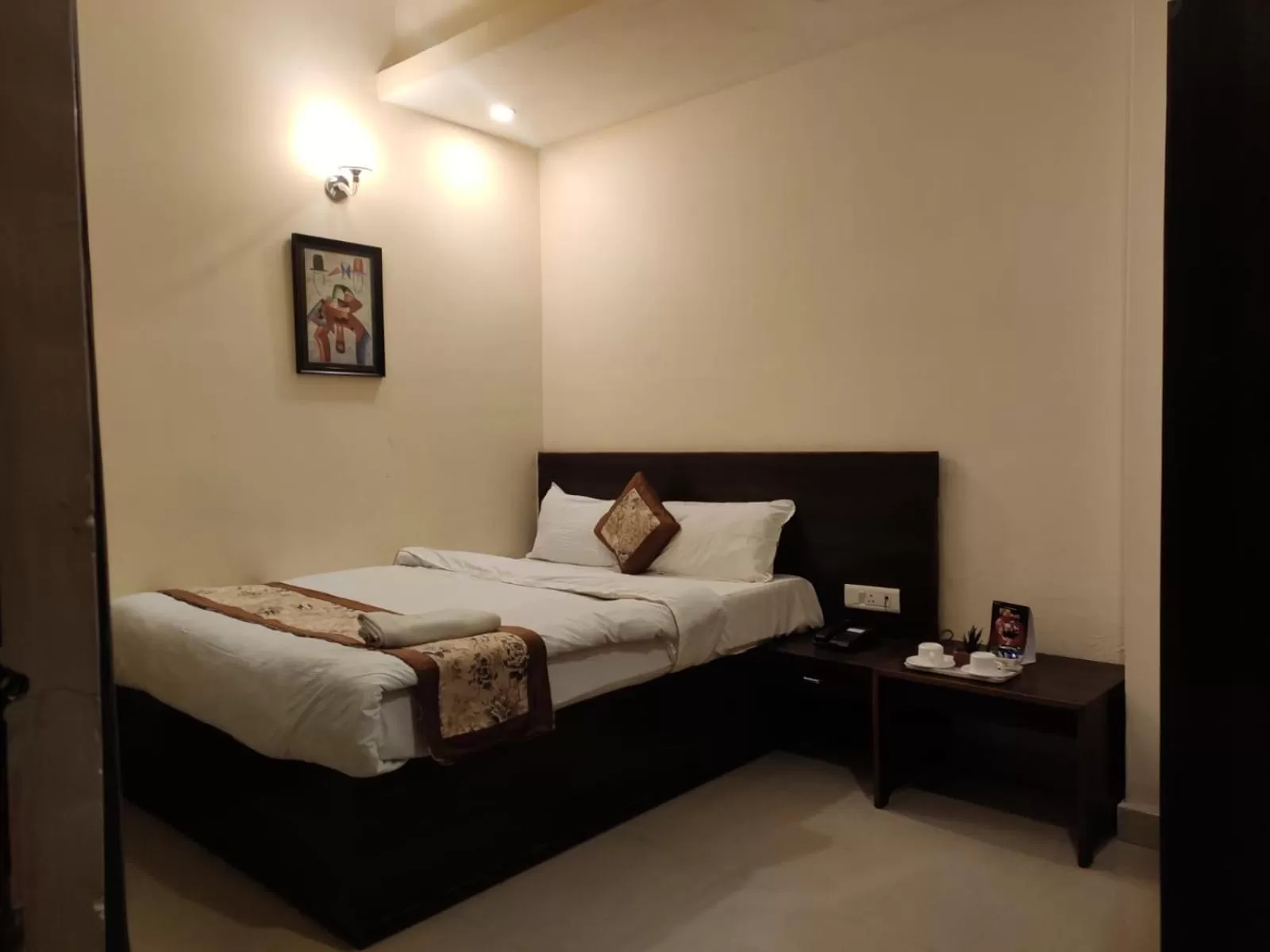 Bed in Hotel The Narayani Continental