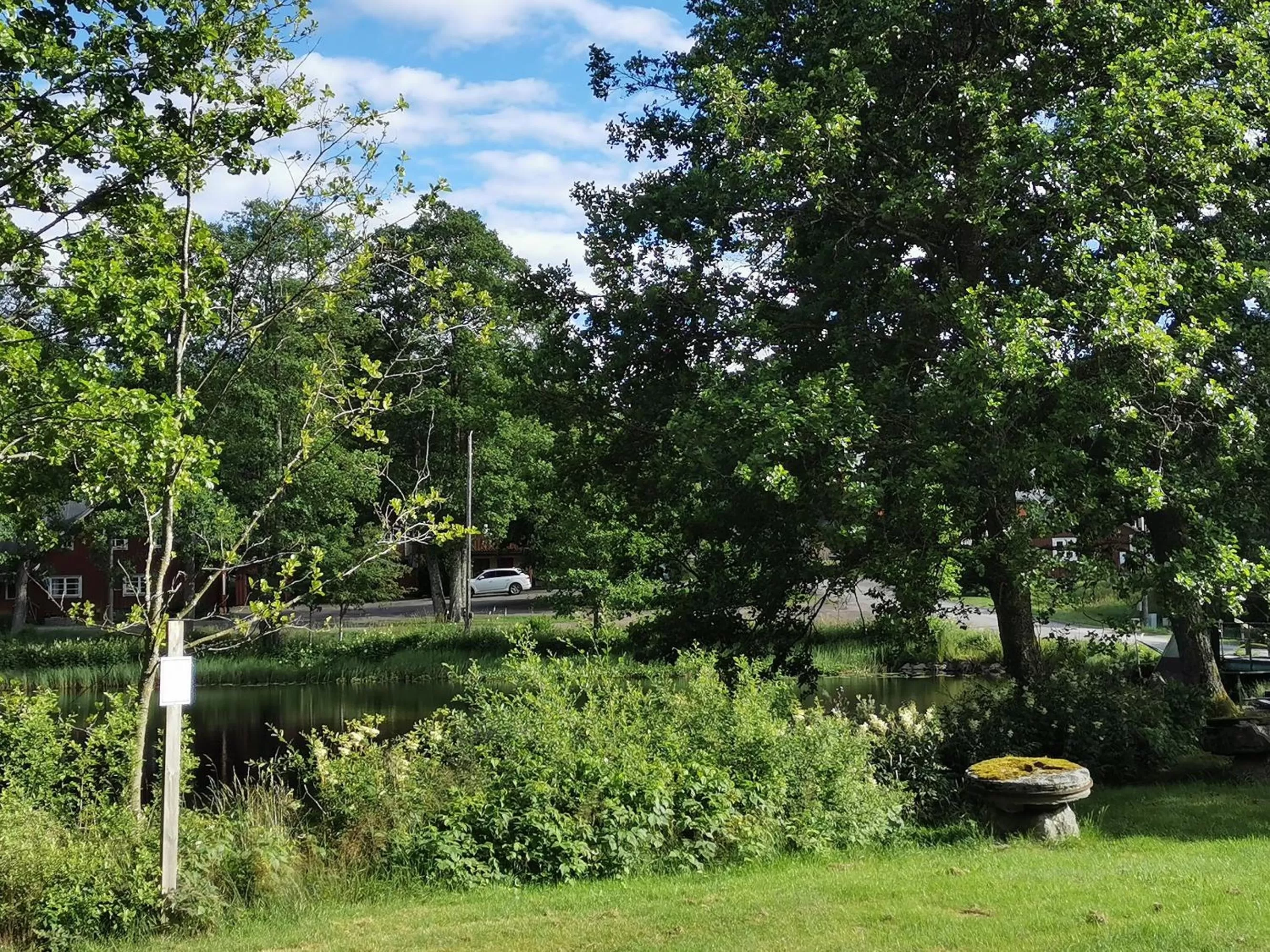 Property building, Garden in Yaberg Affären