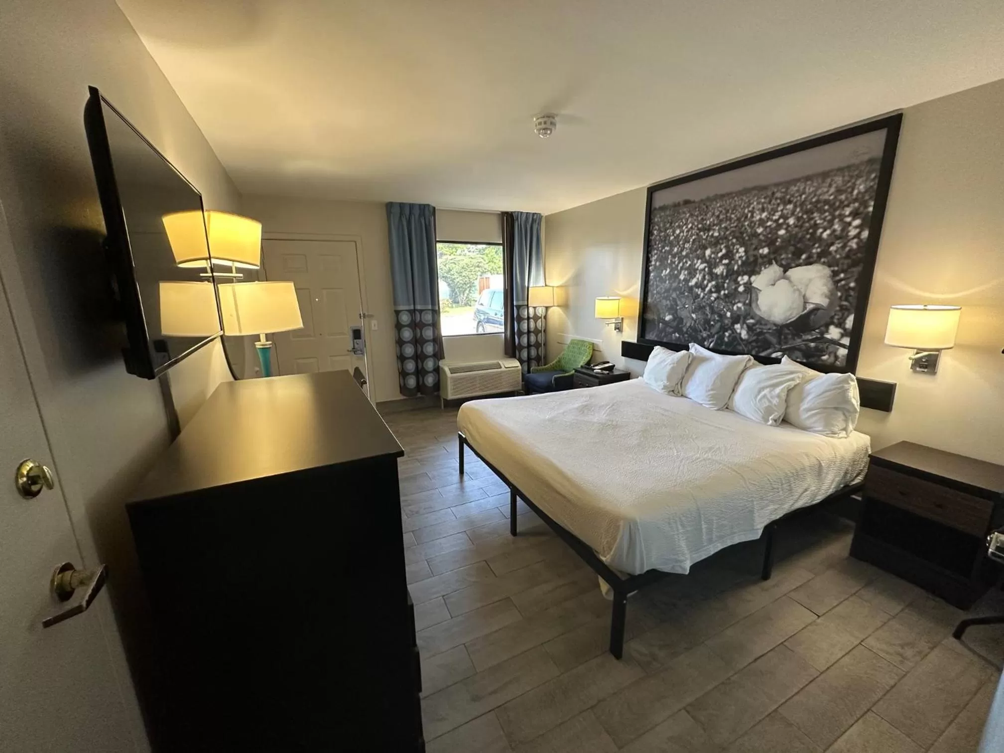 TV and multimedia, Bed in Super 8 by Wyndham Ocean Springs Biloxi