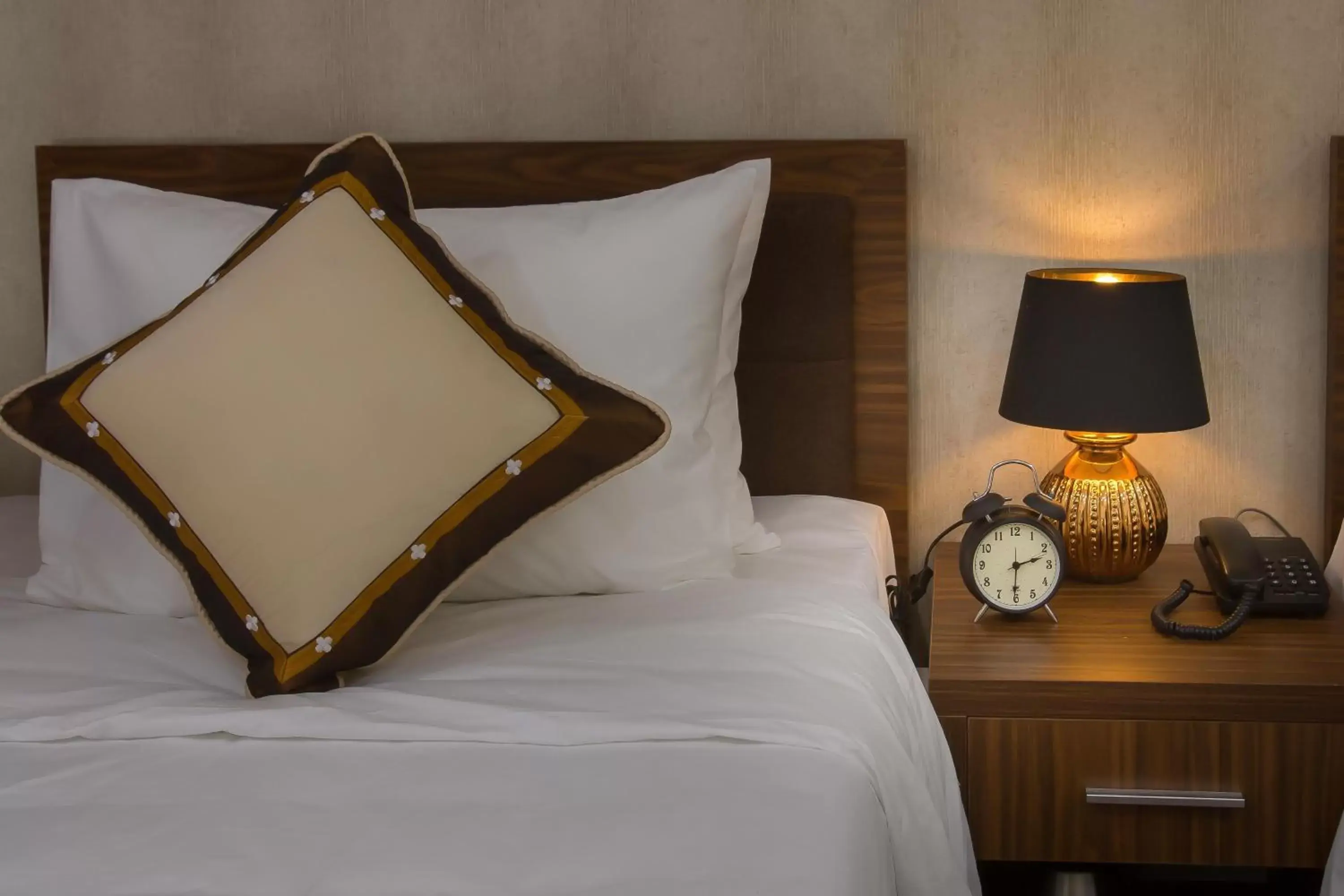 Day Use Offer (3 Hours ) - Standard Room in Spoon Hotel Day Use Offer (3 Hours ) - Standard Room in Spoon Hotel