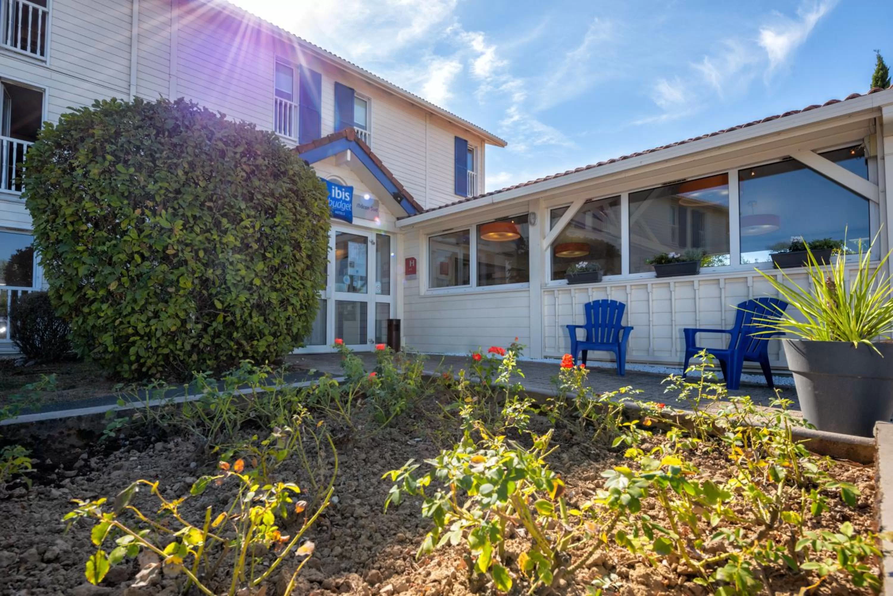 Property building in ibis Budget Mâcon Sud