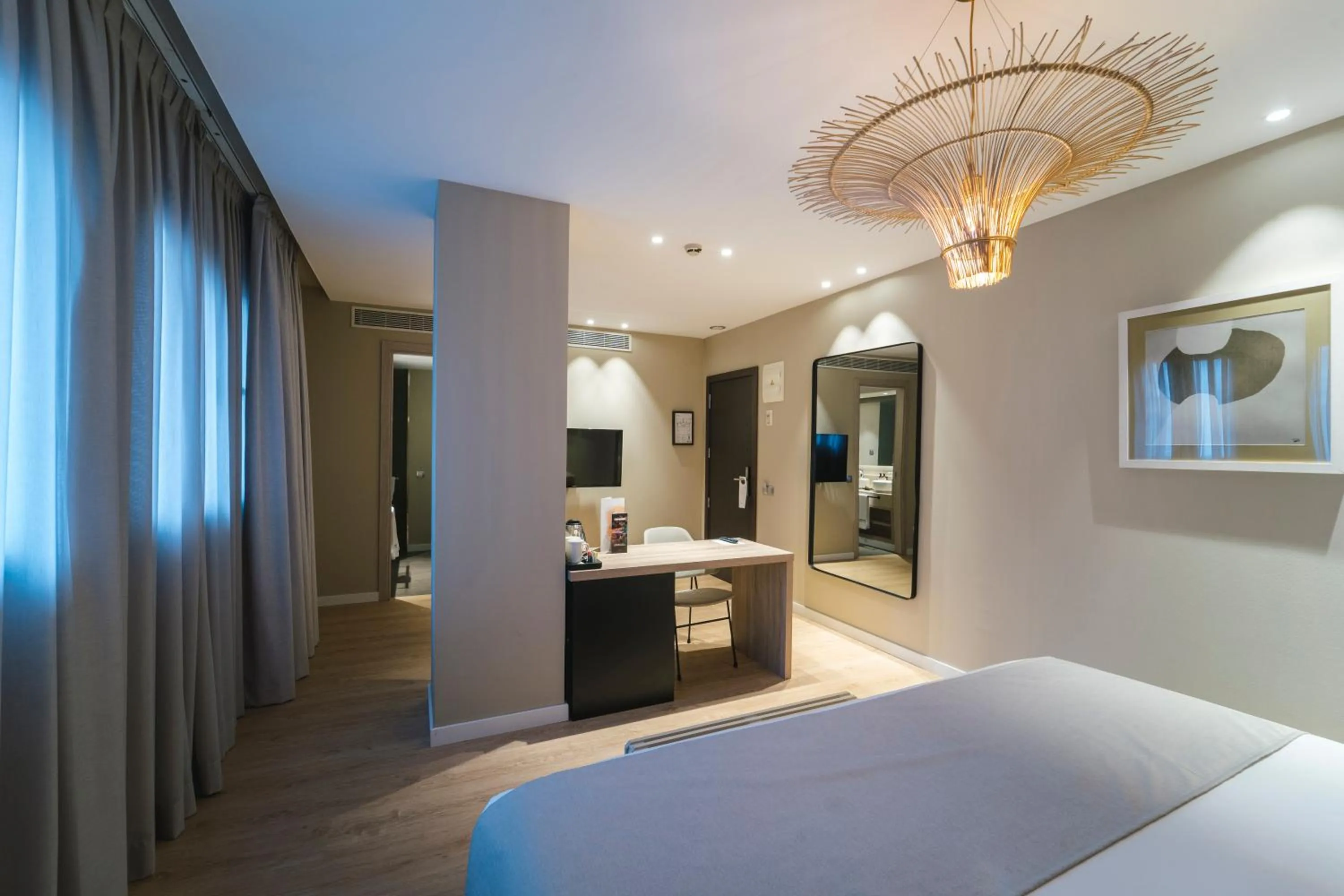 Bedroom, Bed in Barceló Oviedo Cervantes