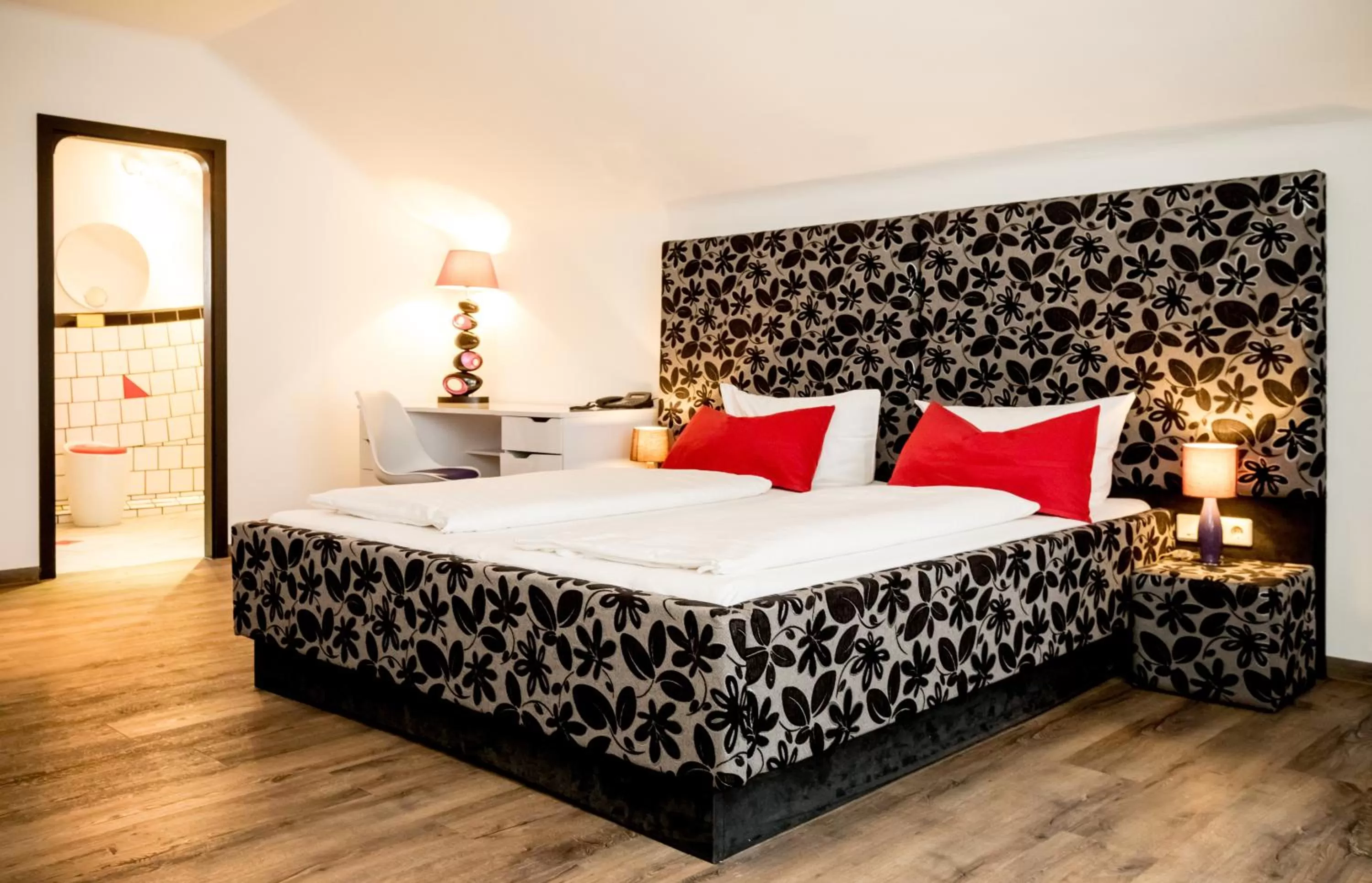Bed in artHOTEL Magdeburg