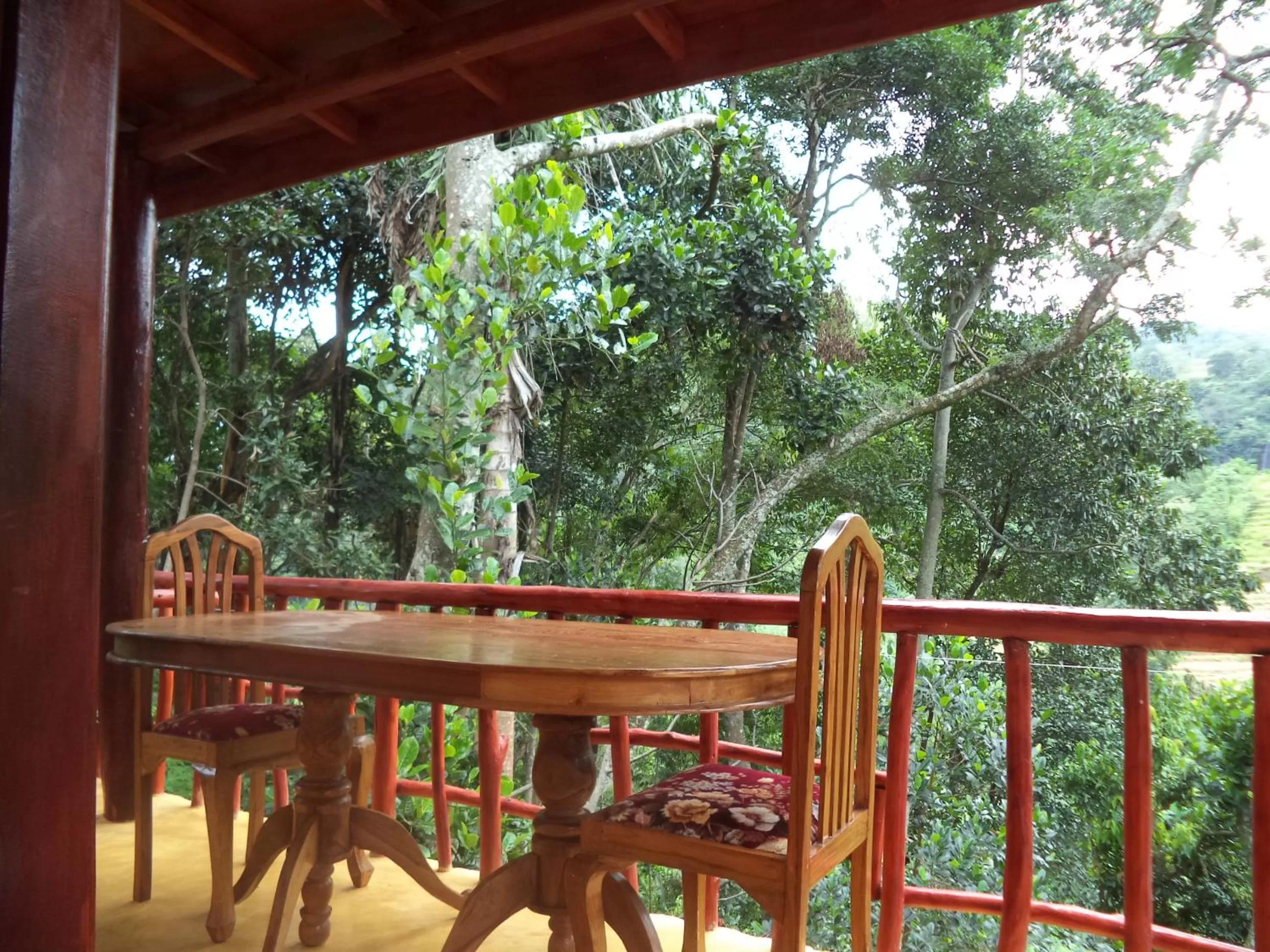Day, Balcony/Terrace in Silent Nest