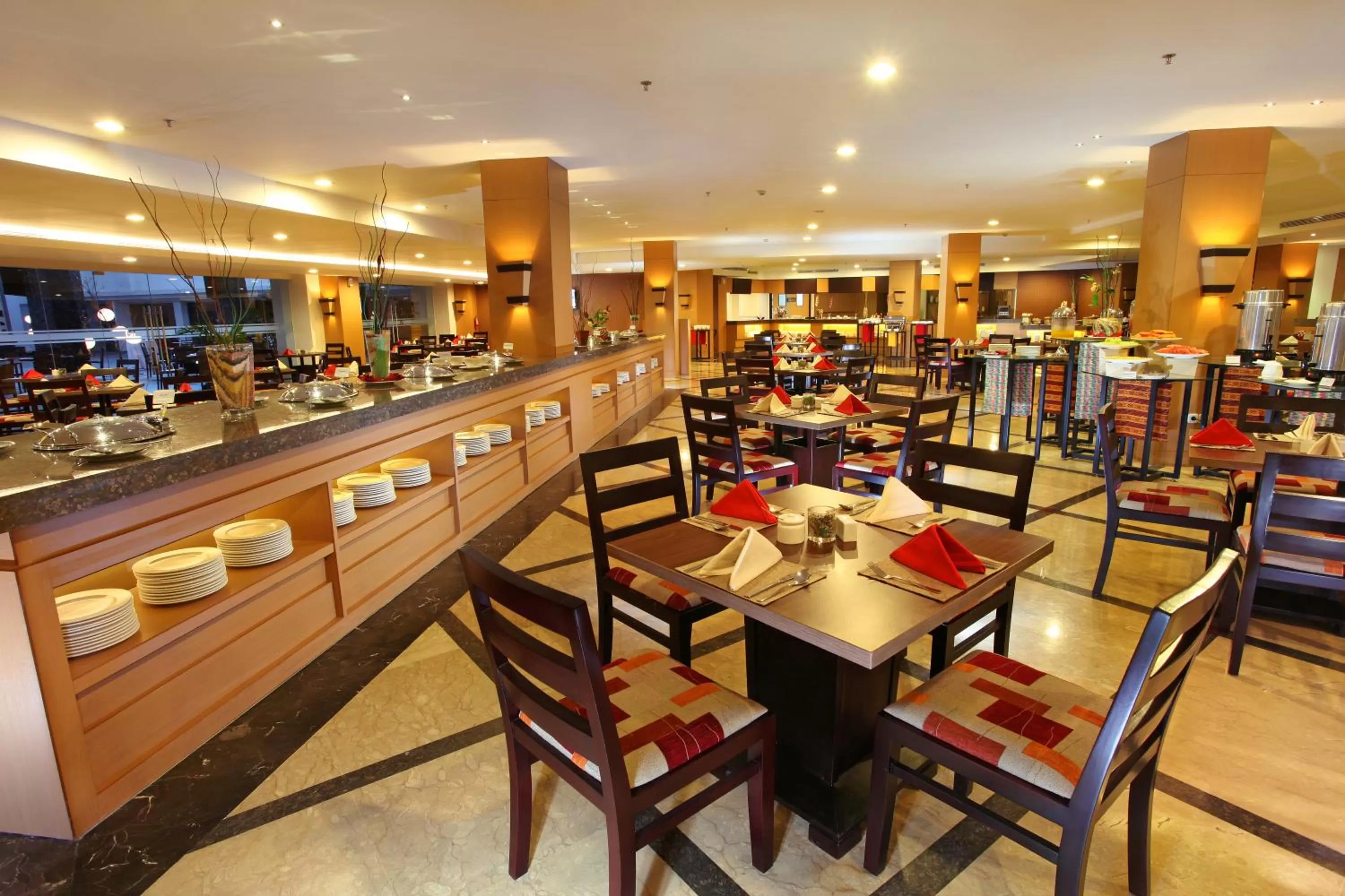 Restaurant/places to eat in Swiss-Belinn Panakkukang