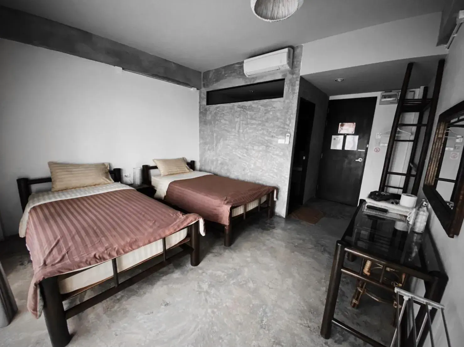 Standard Twin Room in Lamphu House Chiang Mai Standard Twin Room in Lamphu House Chiang Mai