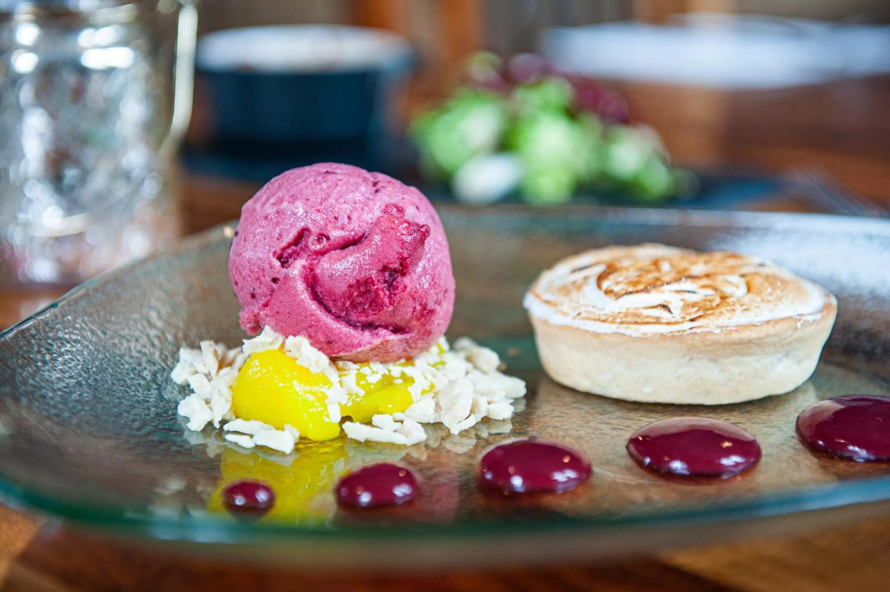 Restaurant/places to eat in The Lion Hotel