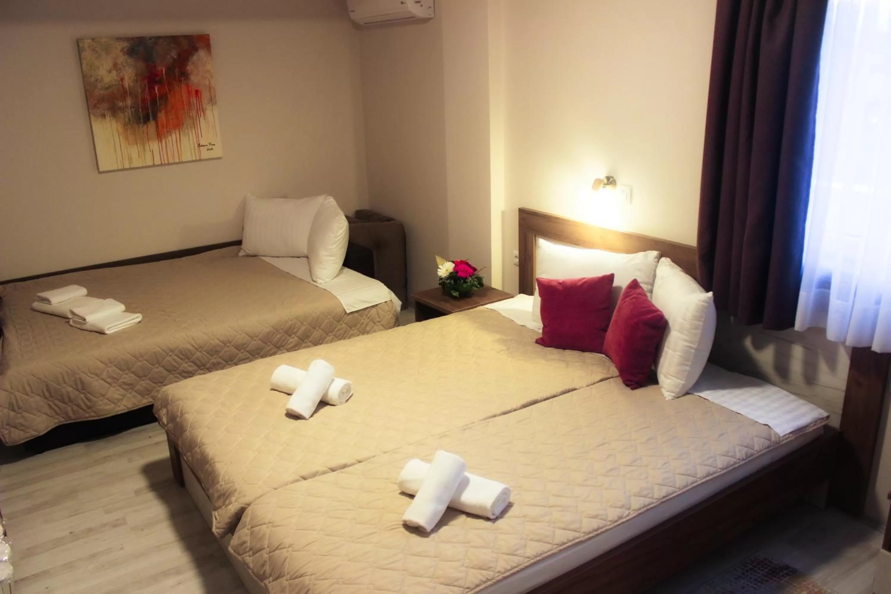 Bed in Boulevard Apartments