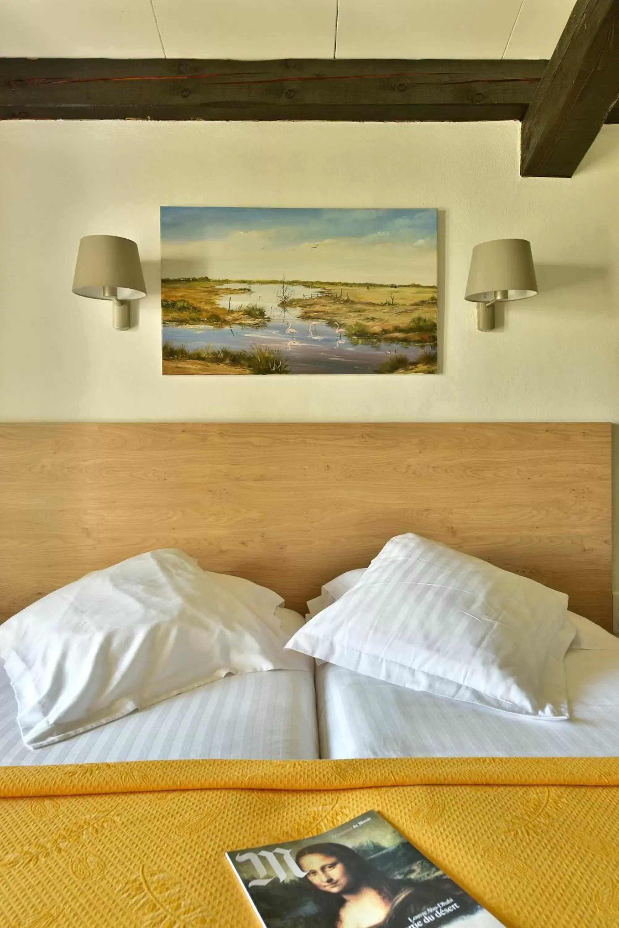 Triple Room with Garden View in Mas de la Grenouillère Hôtel et Centre équestre en pleine nature Triple Room with Garden View in Mas de la Grenouillère Hôtel et Centre équestre en pleine nature