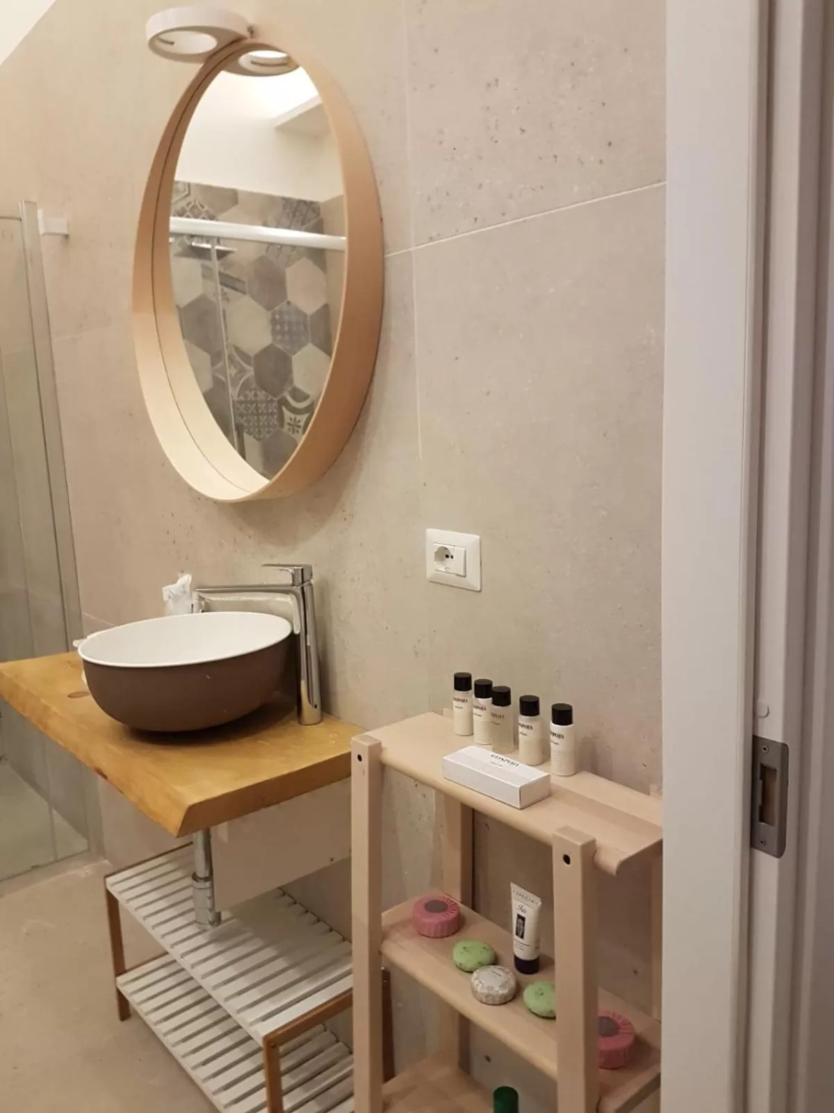 Bathroom in Martucci 83