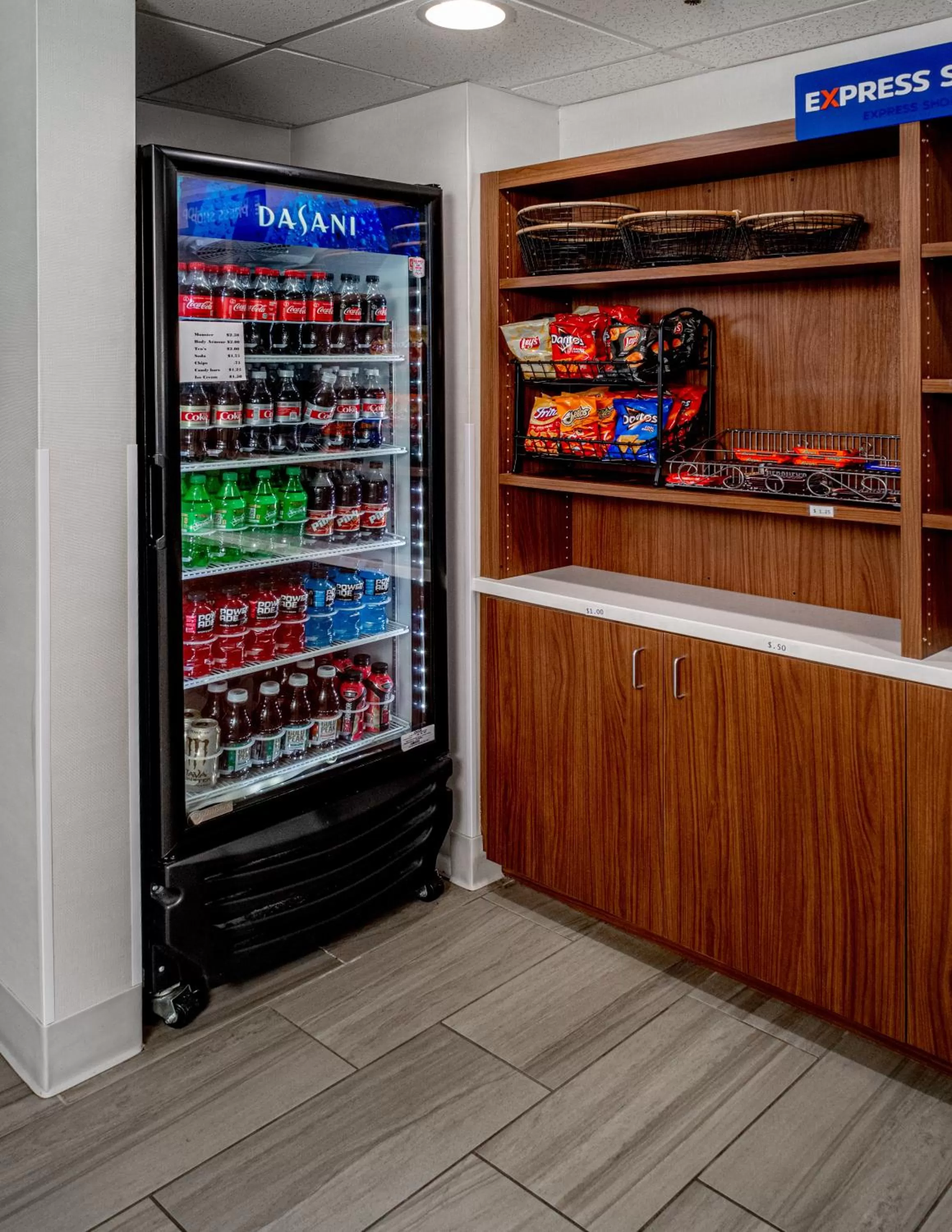 Supermarket/grocery shop in Holiday Inn Express and Suites Pikeville by IHG