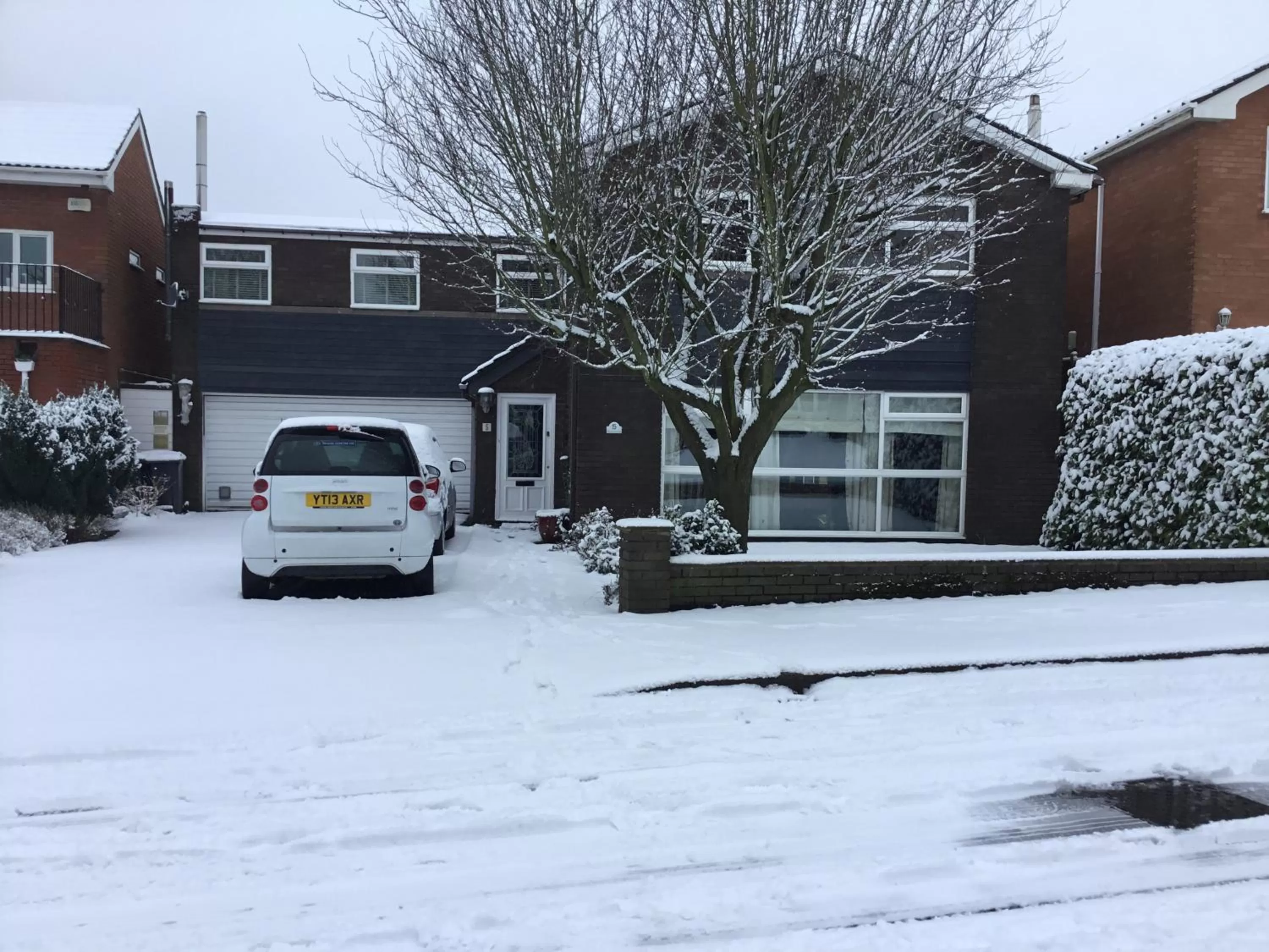 Property building, Winter in Hotel 5 Ravenhurst Drive M6 J7