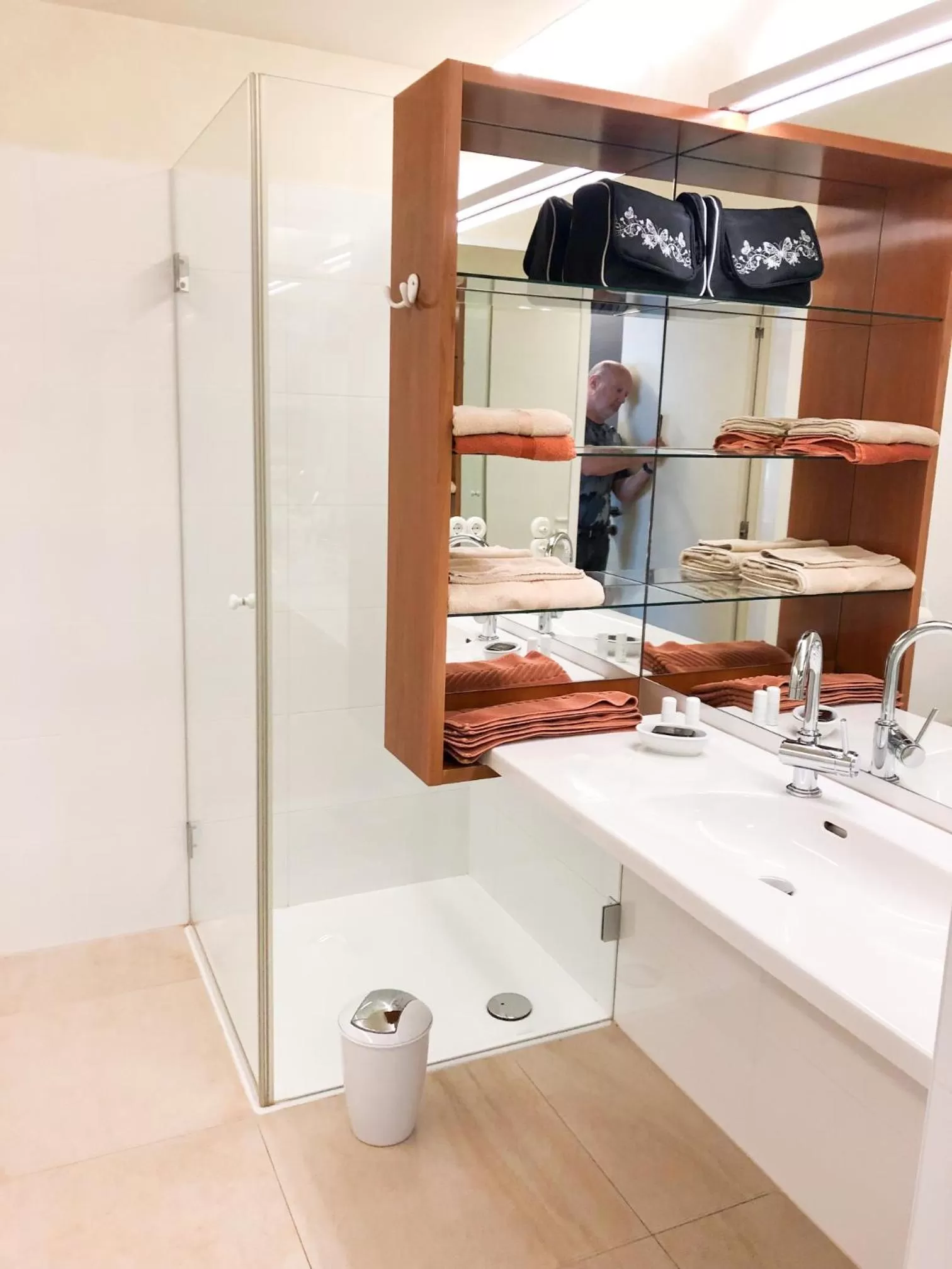 Shower, Bathroom in Die Schmiede