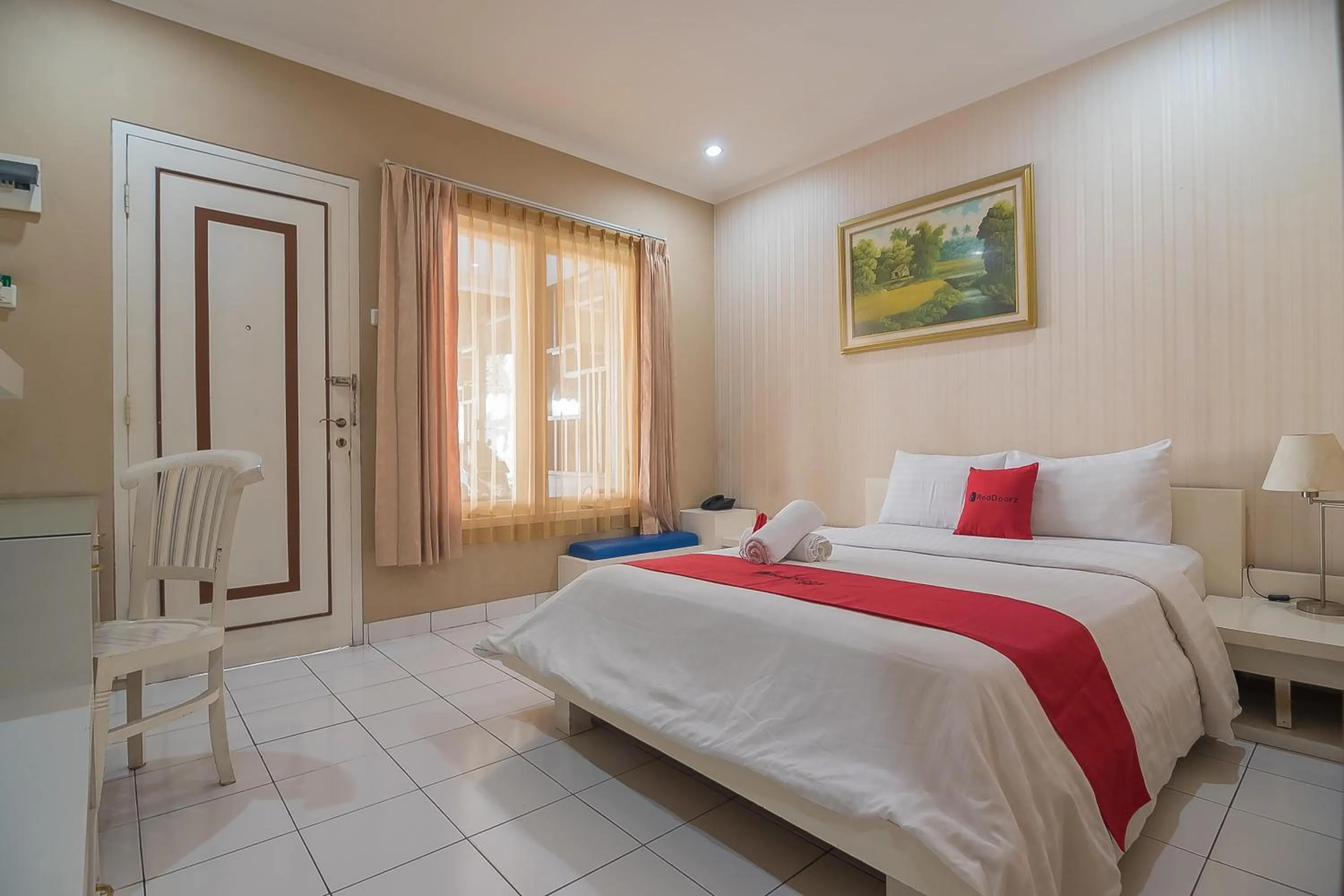 Bedroom, Bed in RedDoorz at Amellia Pasteur Bandung