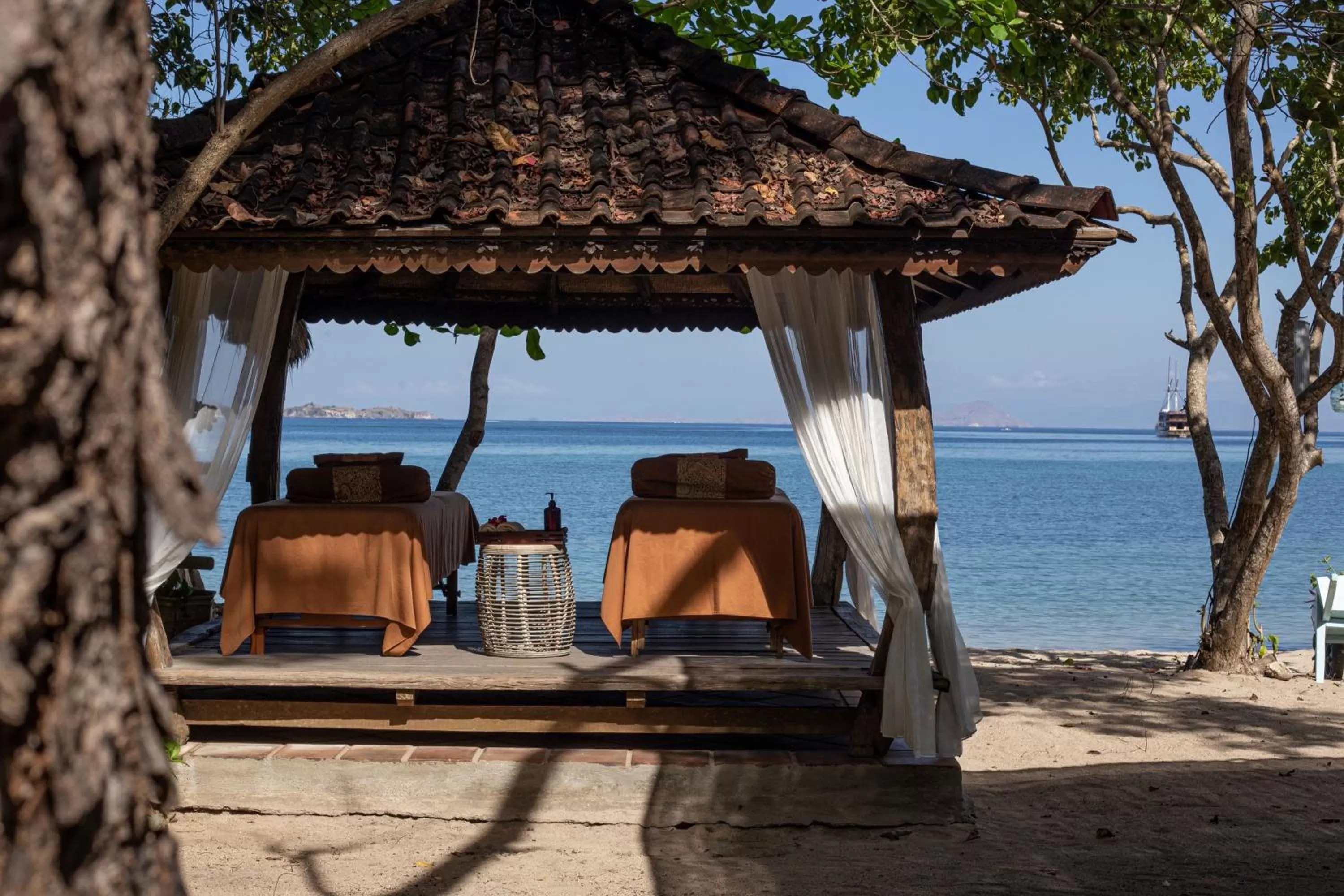 Massage in Plataran Komodo Resort & Spa - CHSE Certified