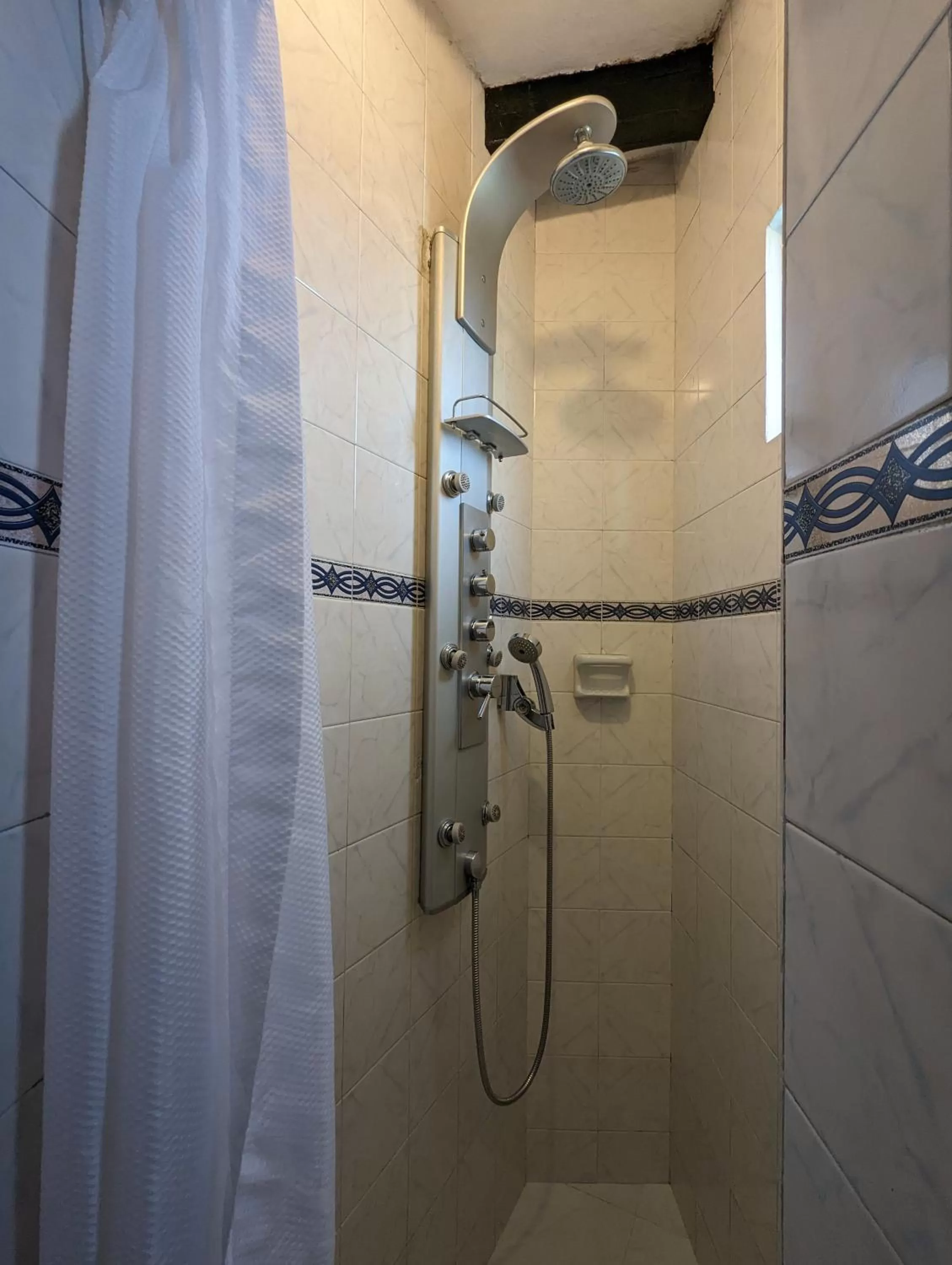 Shower, Bathroom in Posada Cafe La Huerta