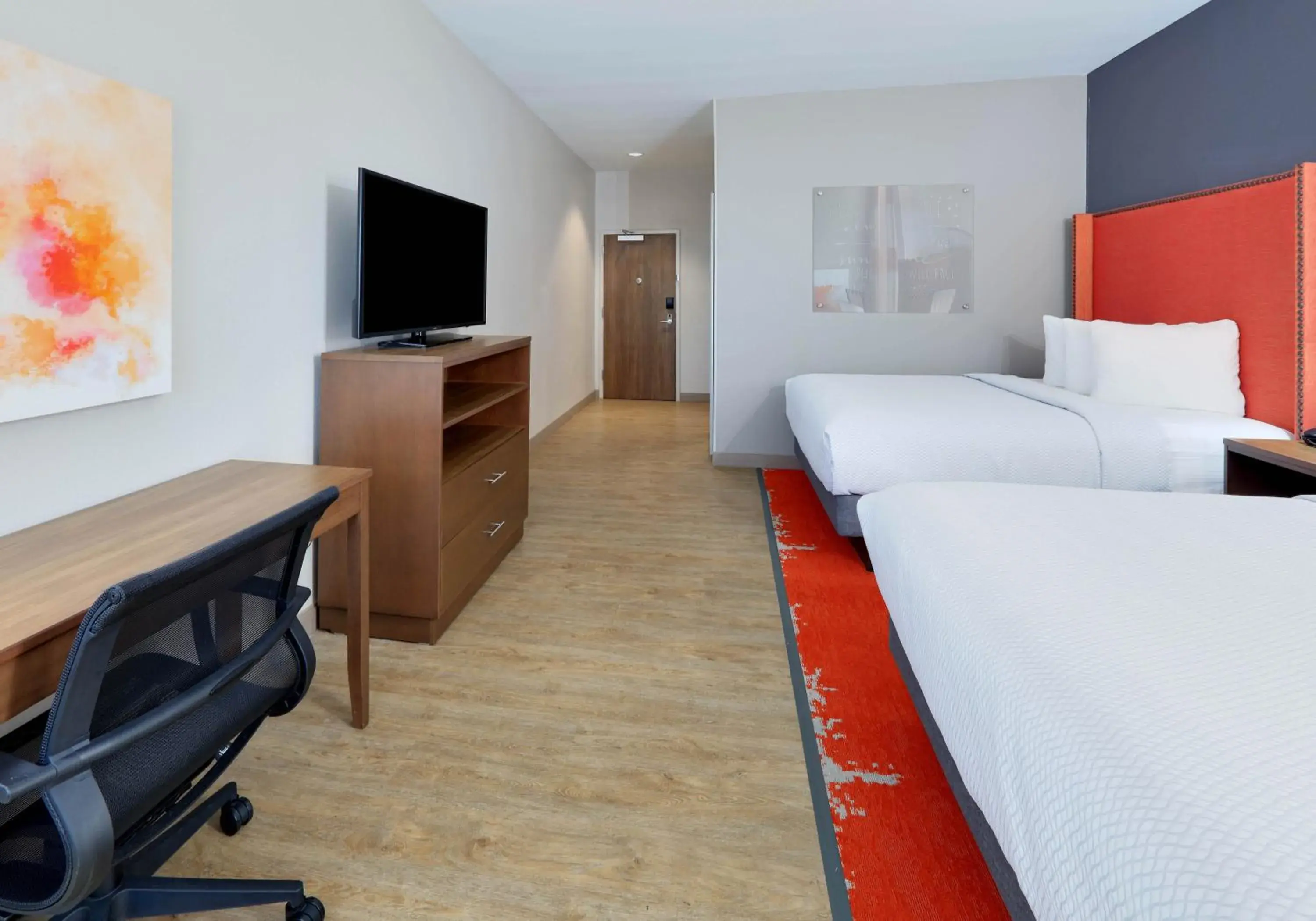 Queen Room with Two Queen Beds and Roll-In Shower - Mobility/Hearing Accessible - Non-Smoking in La Quinta Inn & Suites by Wyndham Lakeway Queen Room with Two Queen Beds and Roll-In Shower - Mobility/Hearing Accessible - Non-Smoking in La Quinta Inn & Suites by Wyndham Lakeway