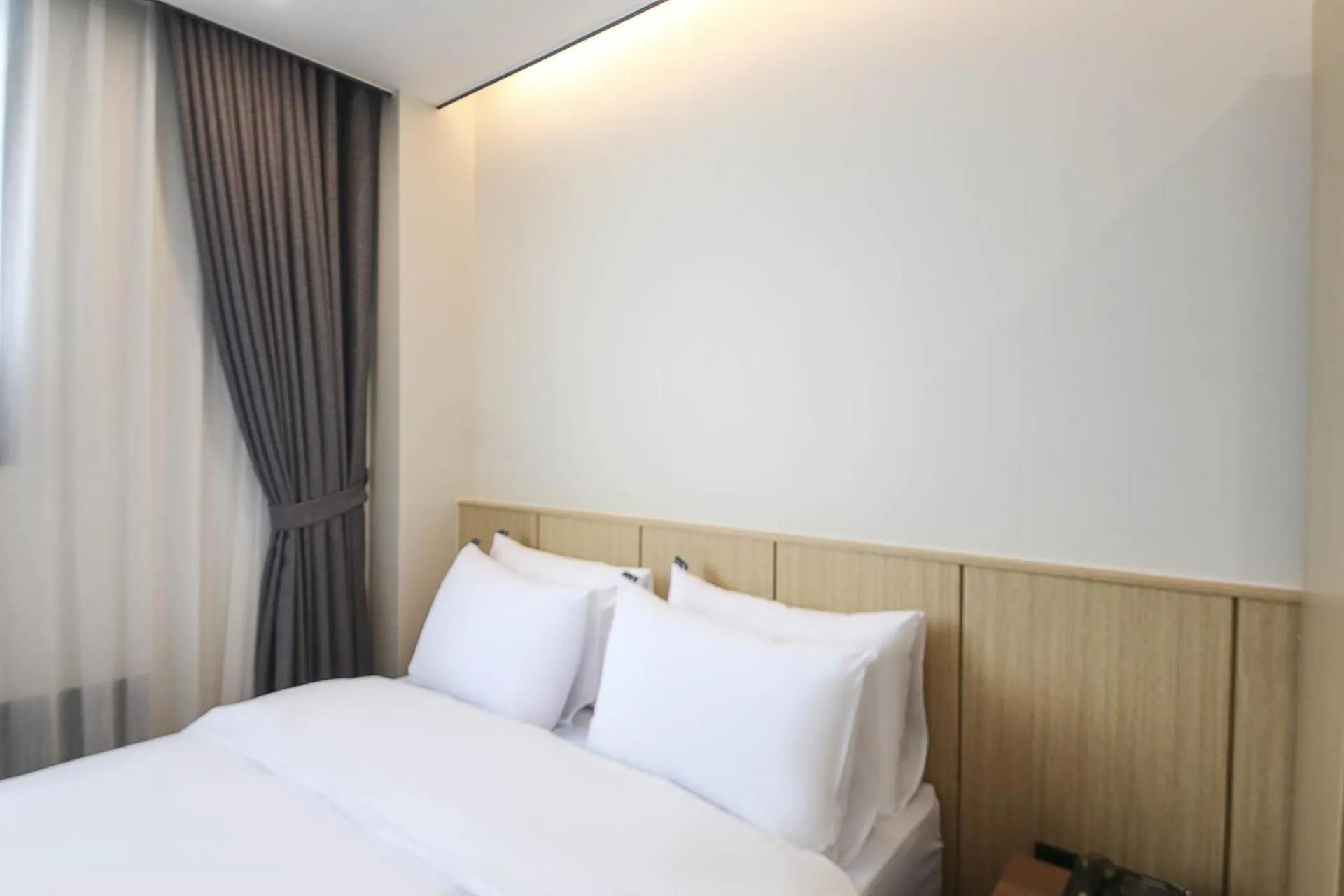 Bed in Benikea hotel