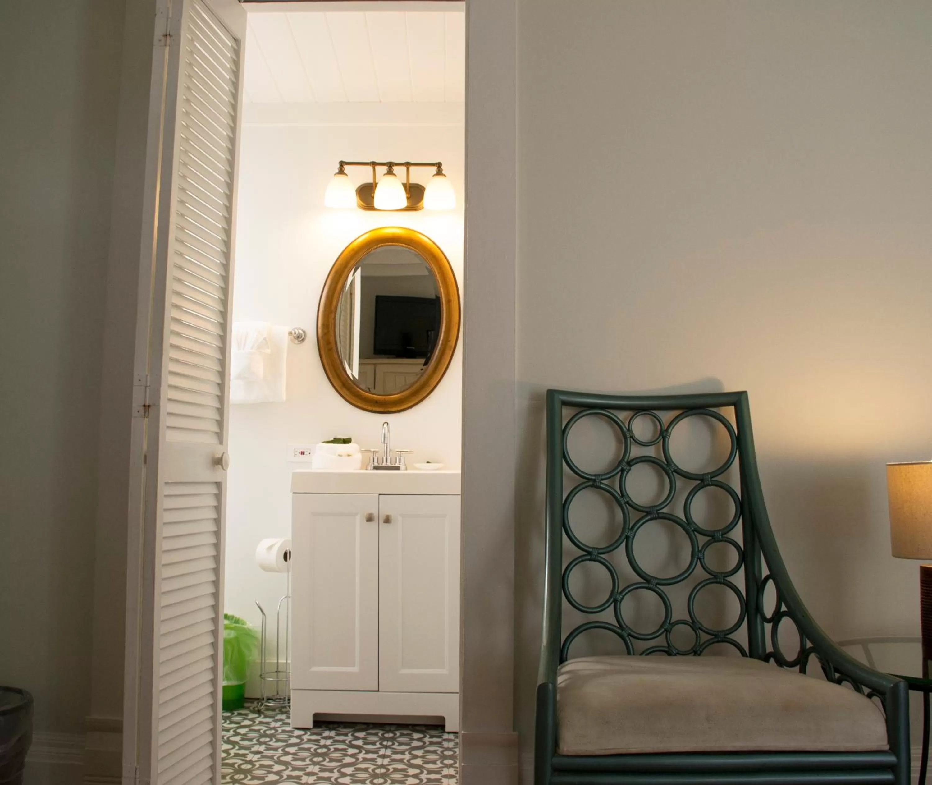 Bathroom in Duval House