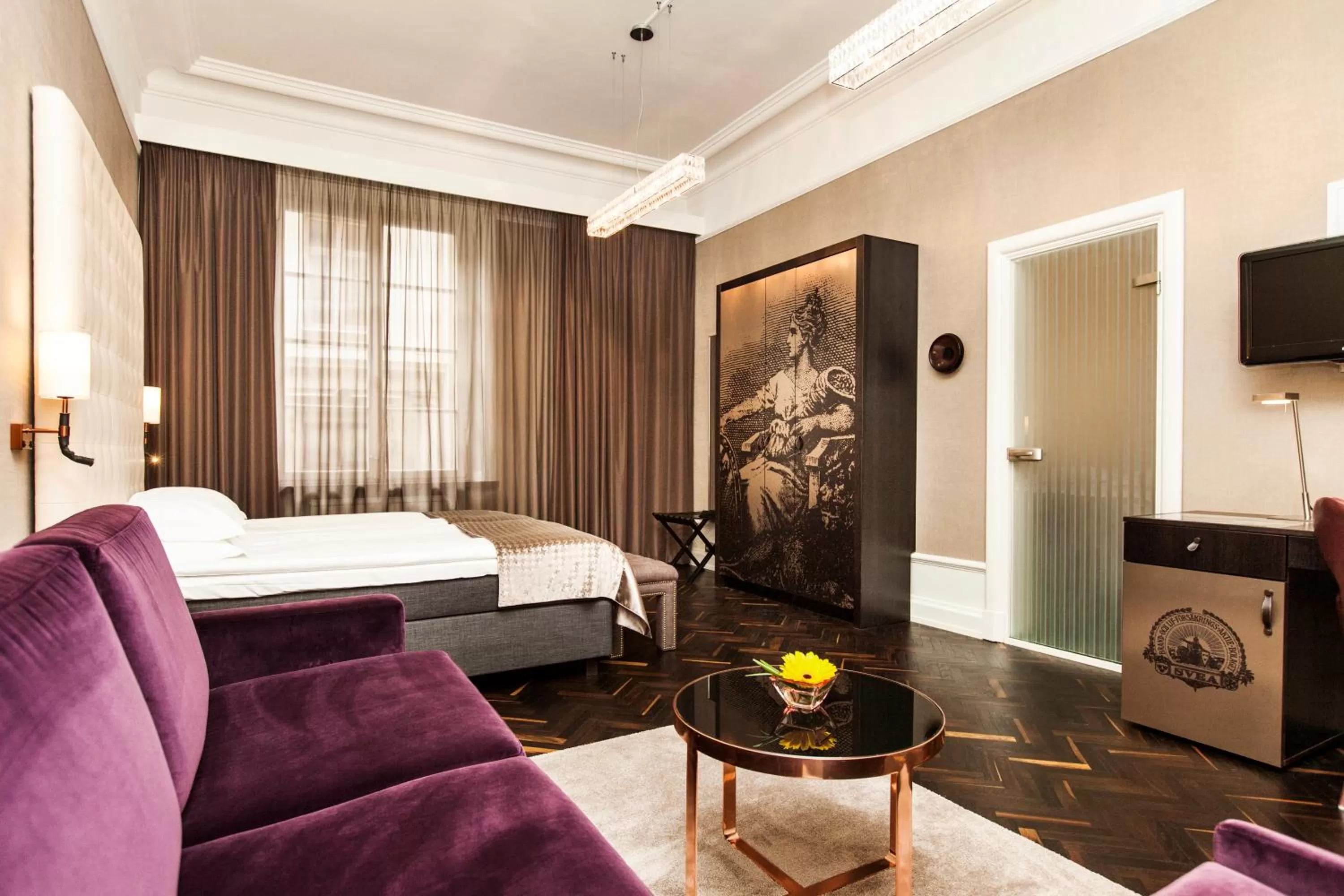 Photo of the whole room, Bed in Elite Plaza Hotel