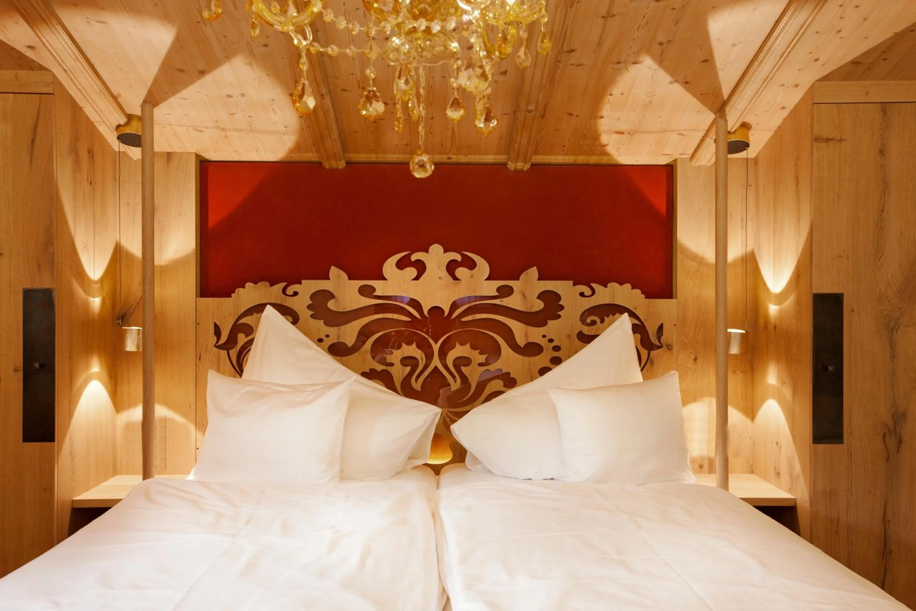 Bedroom, Bed in Geniesserhotel Minglers Sportalm 4 Sterne Superior