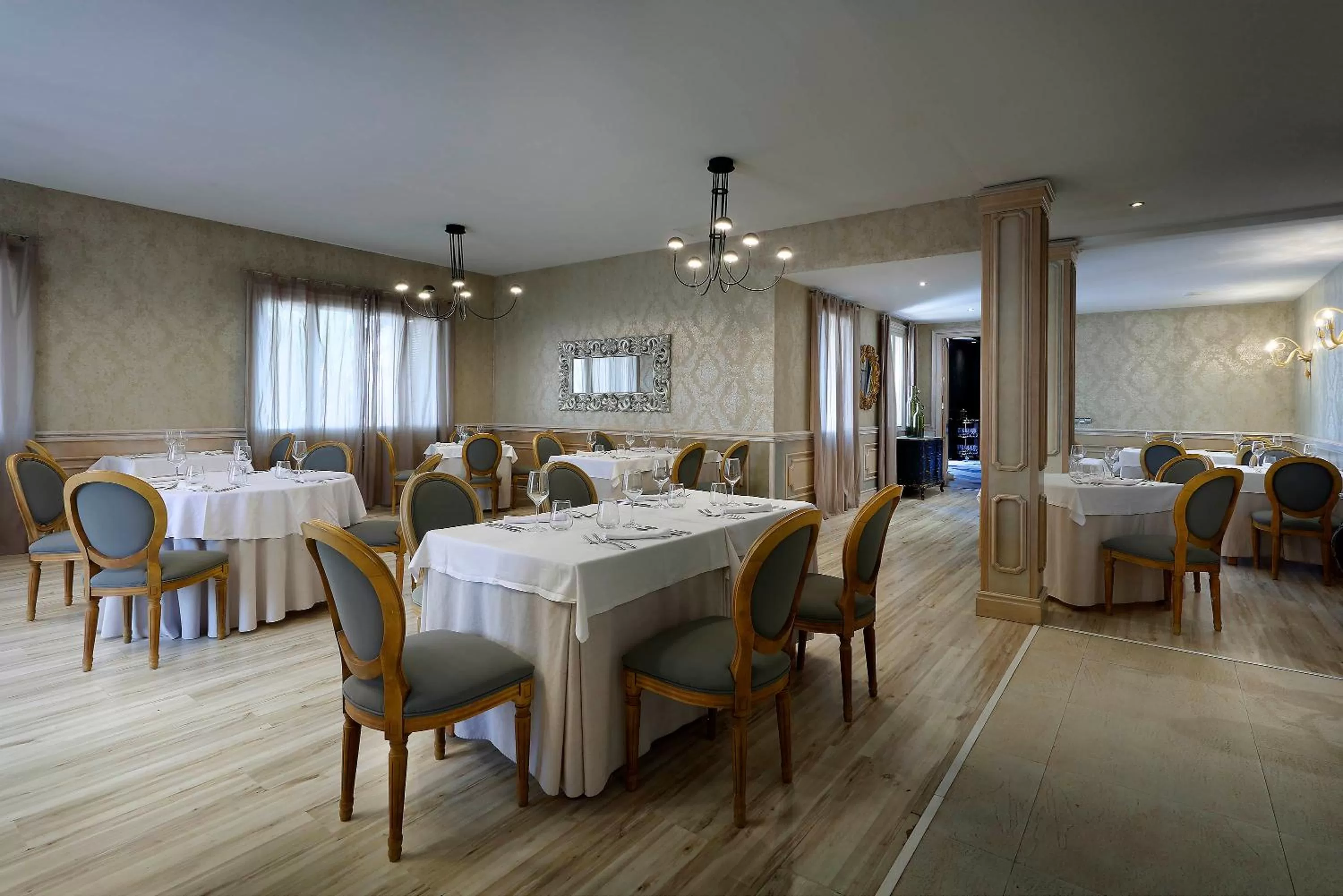 Restaurant/places to eat in Grand Palladium Select Palace Ibiza - All Inclusive