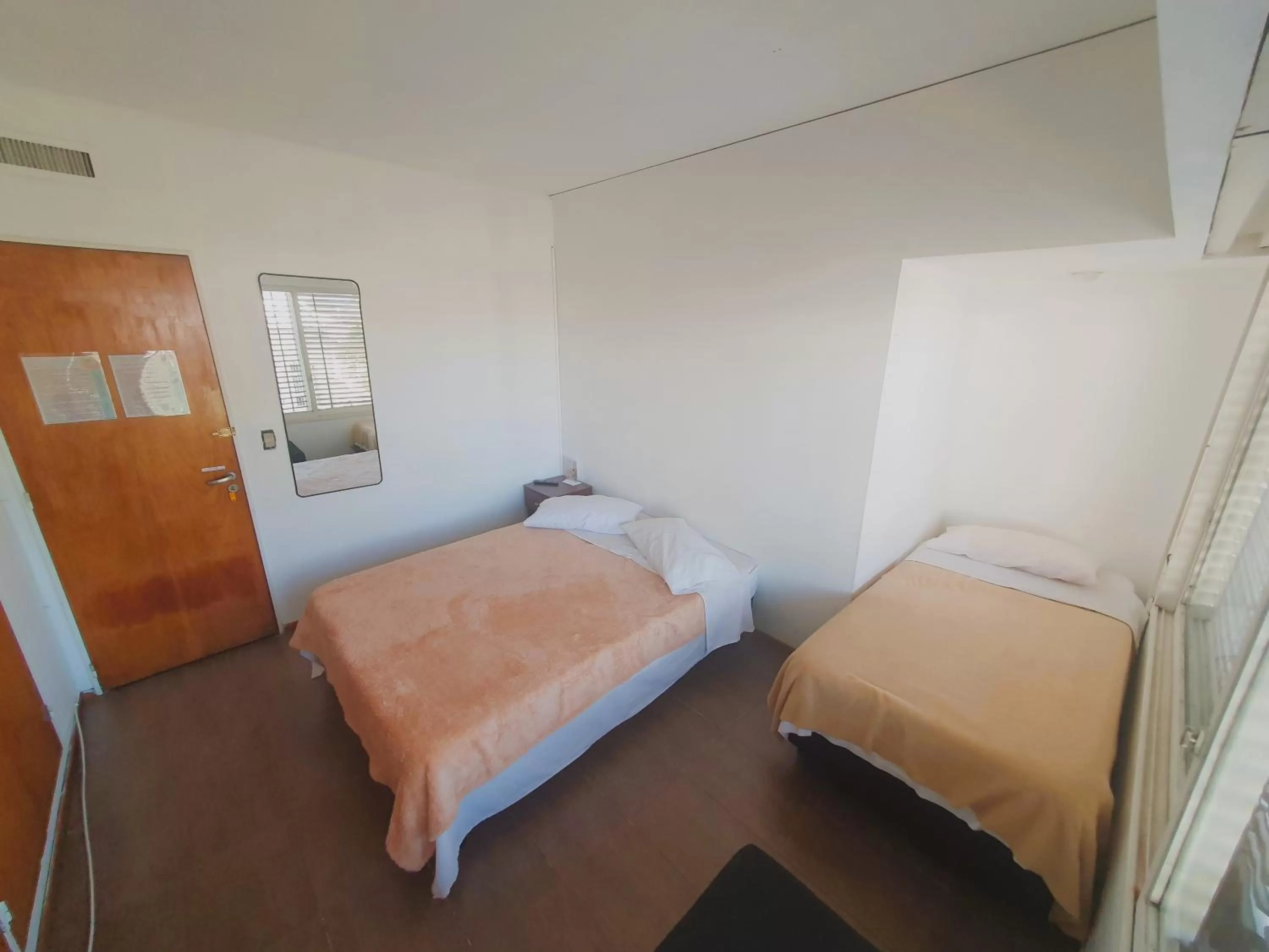 Bed in Habitaciones en Casa con piscina en Palermo Soho!