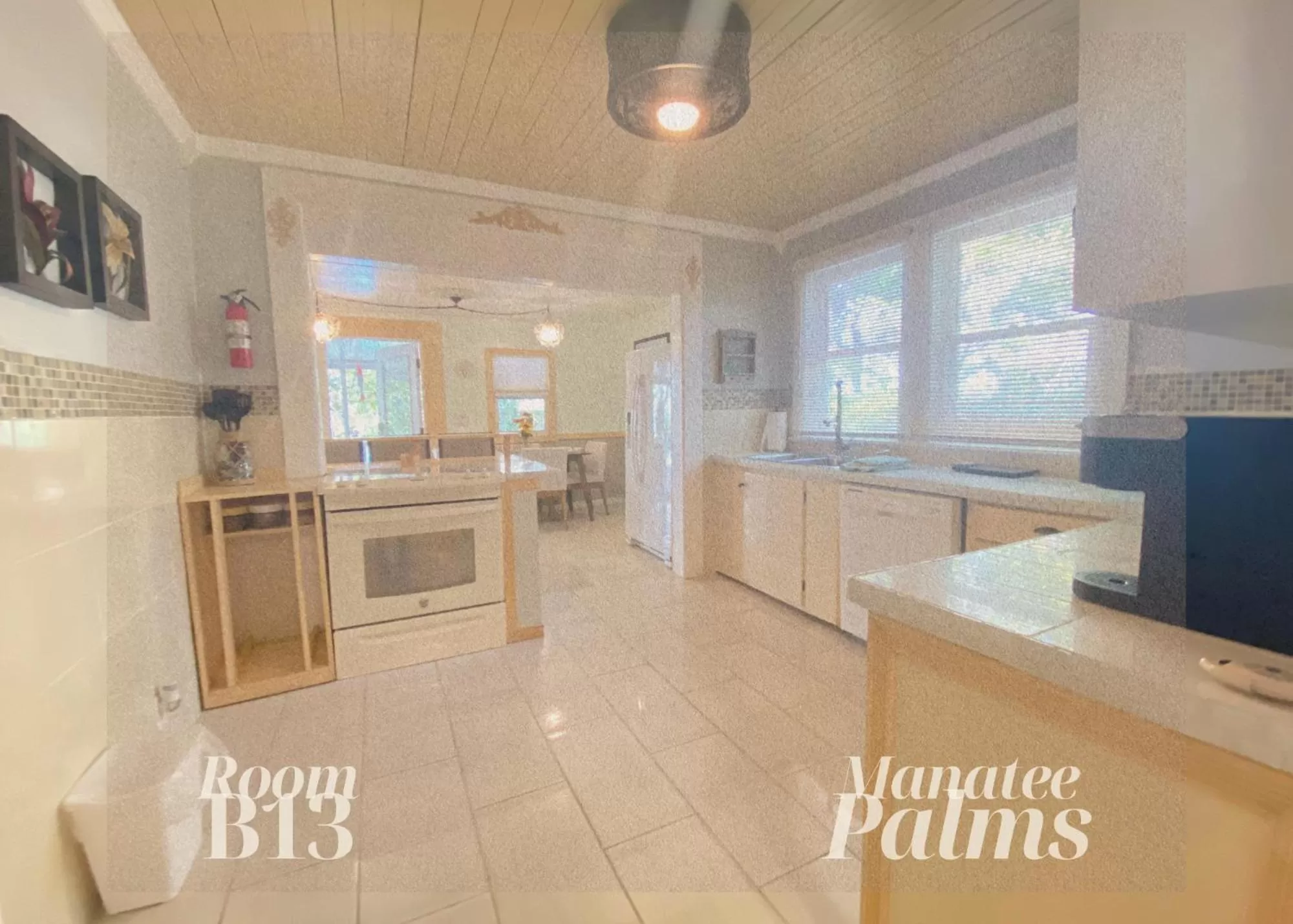 Apartment with Shower in Manatee Palms