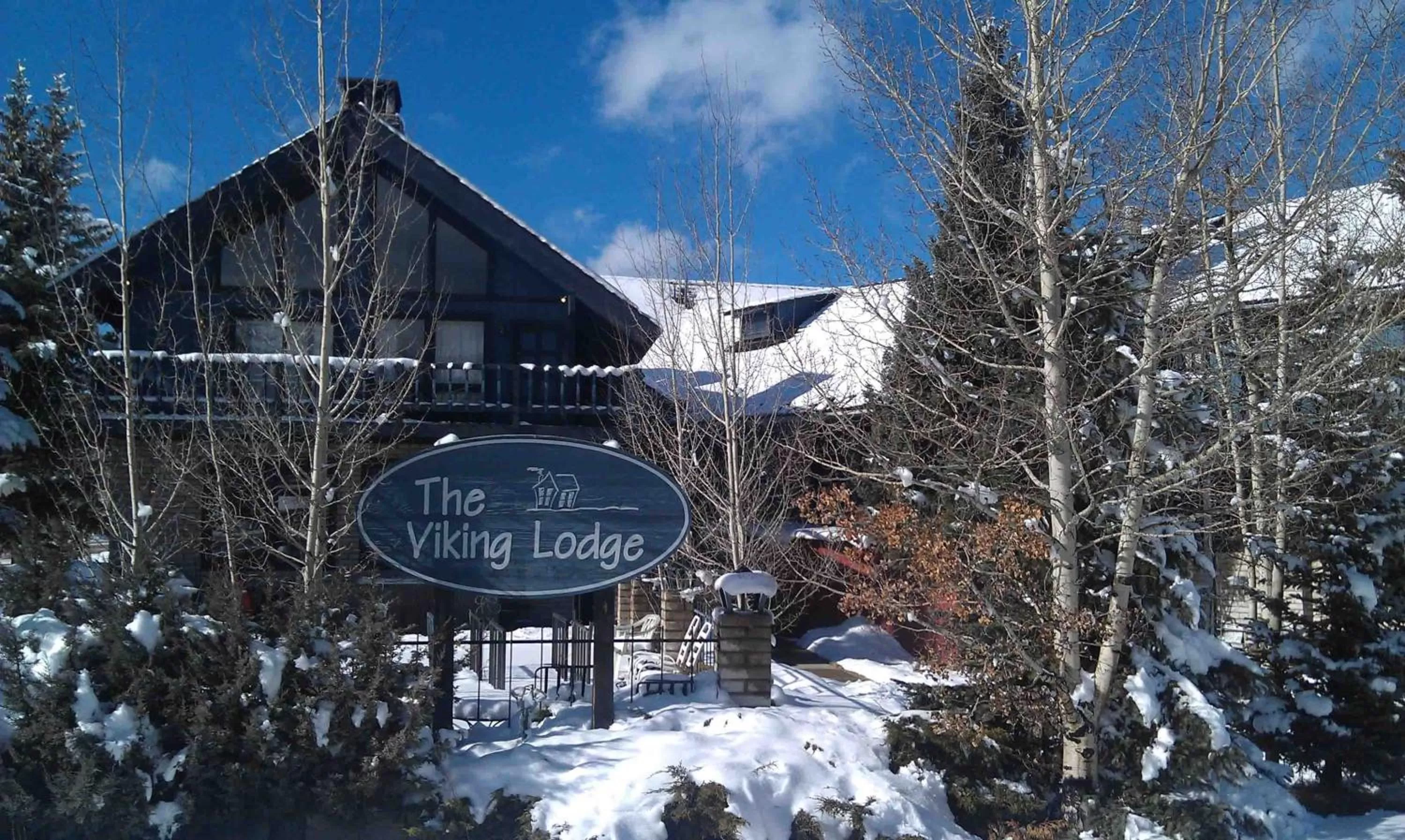 Facade/entrance in The Viking Lodge - Downtown Winter Park Colorado