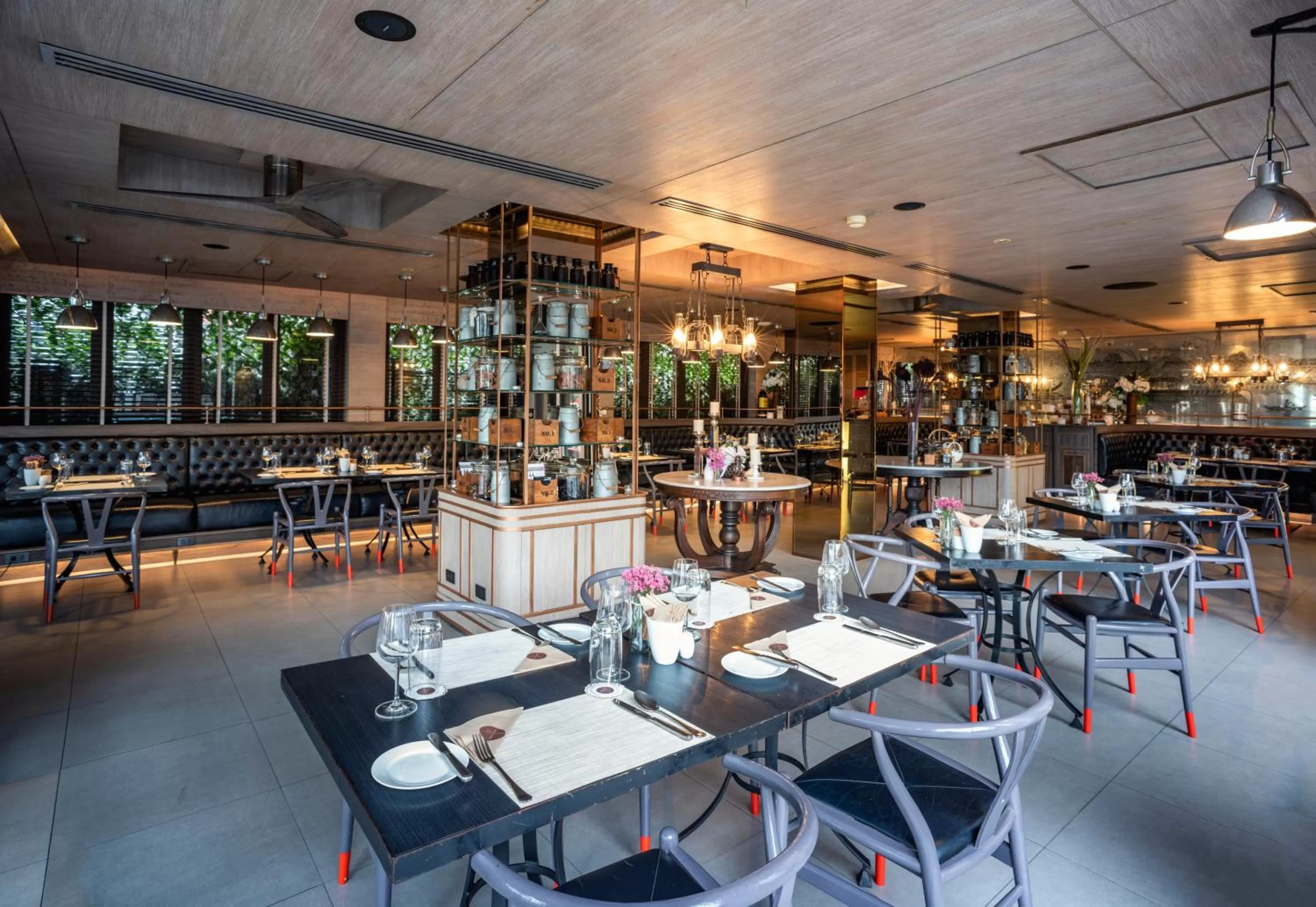 Restaurant/places to eat in Riva Surya Bangkok