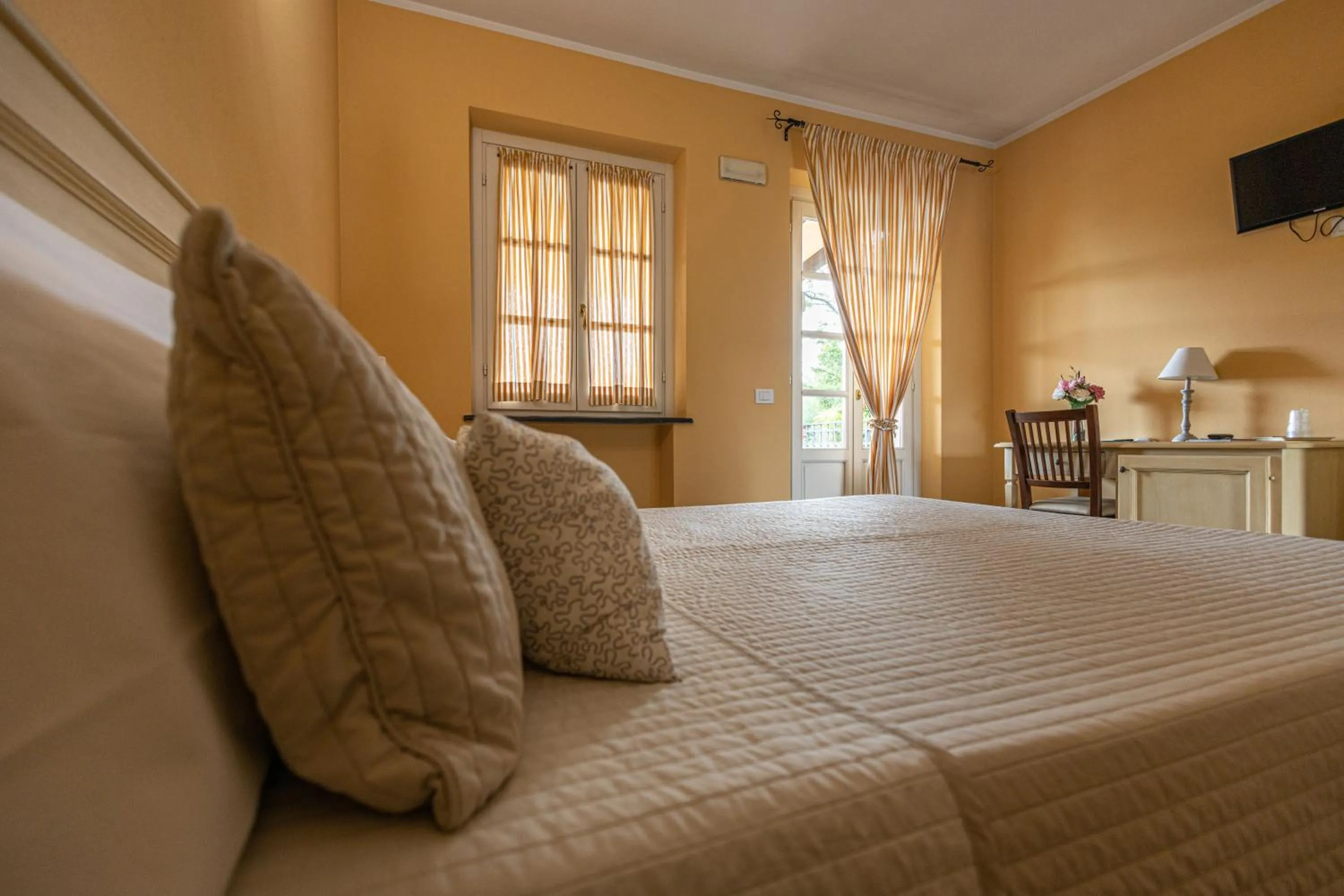 Bed in Albergo la Luna