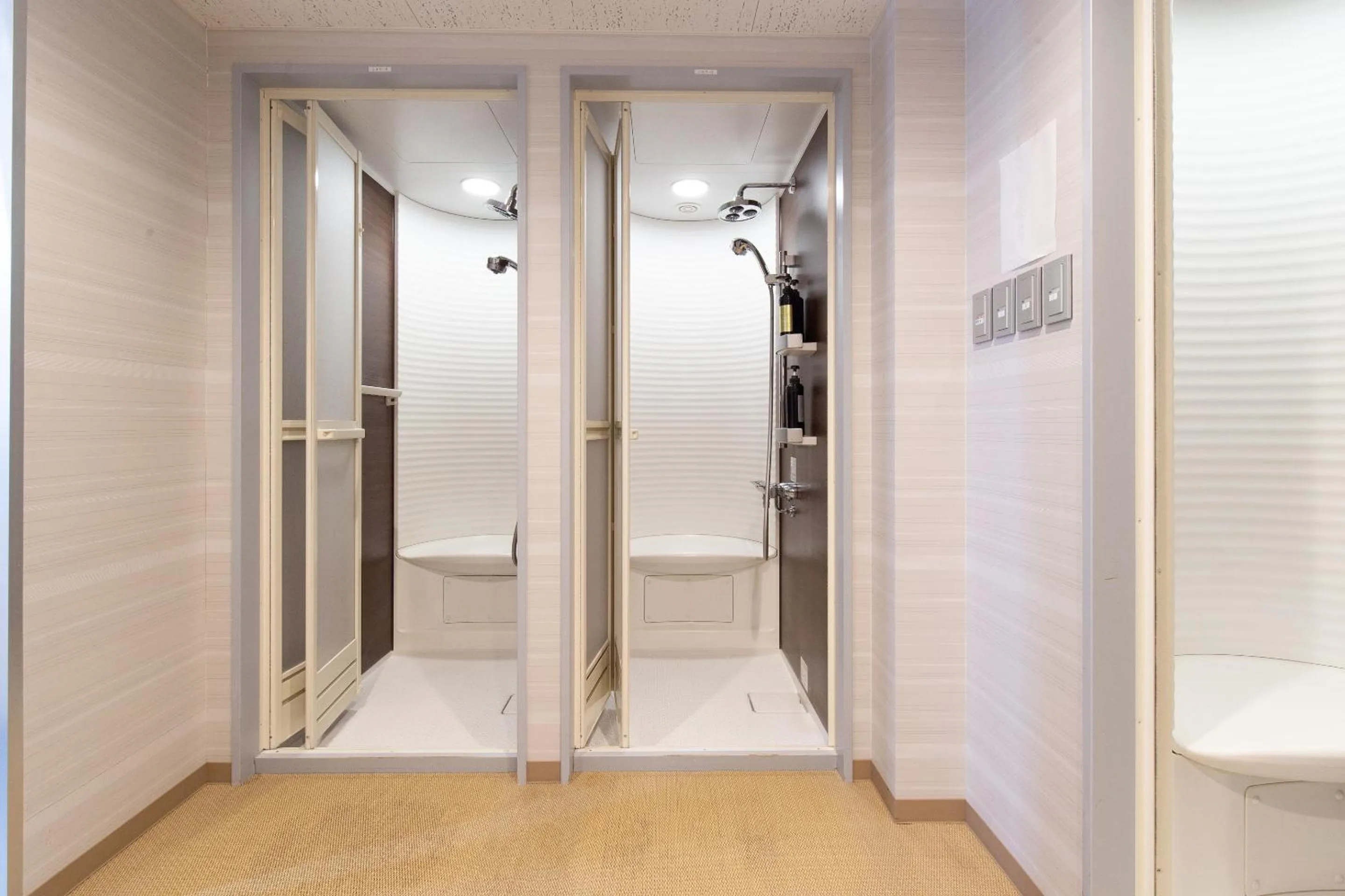 Shower in Tabist Hotel Smart Sleeps Oita Station