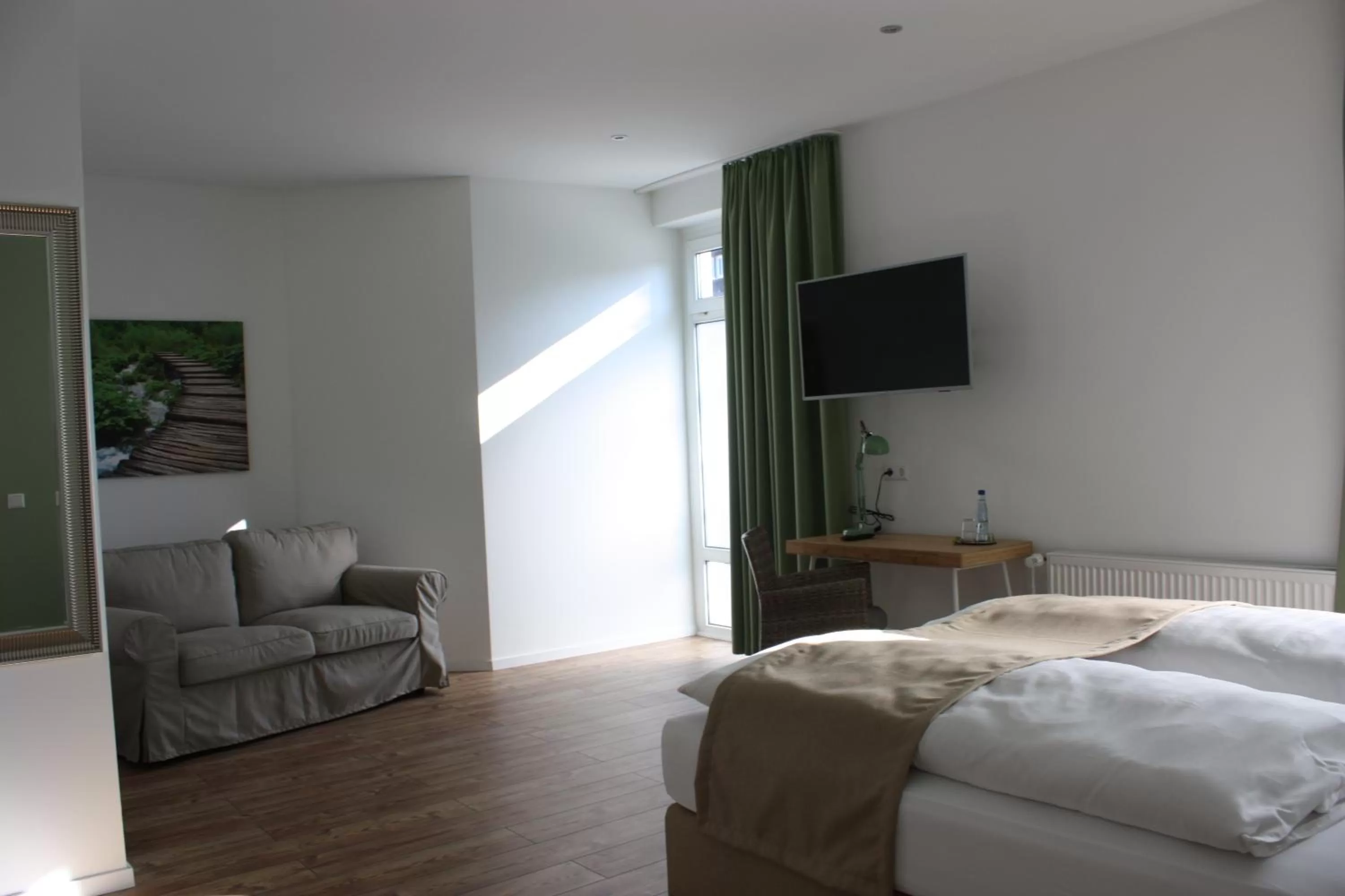 Bed in Hotel Grüner Baum