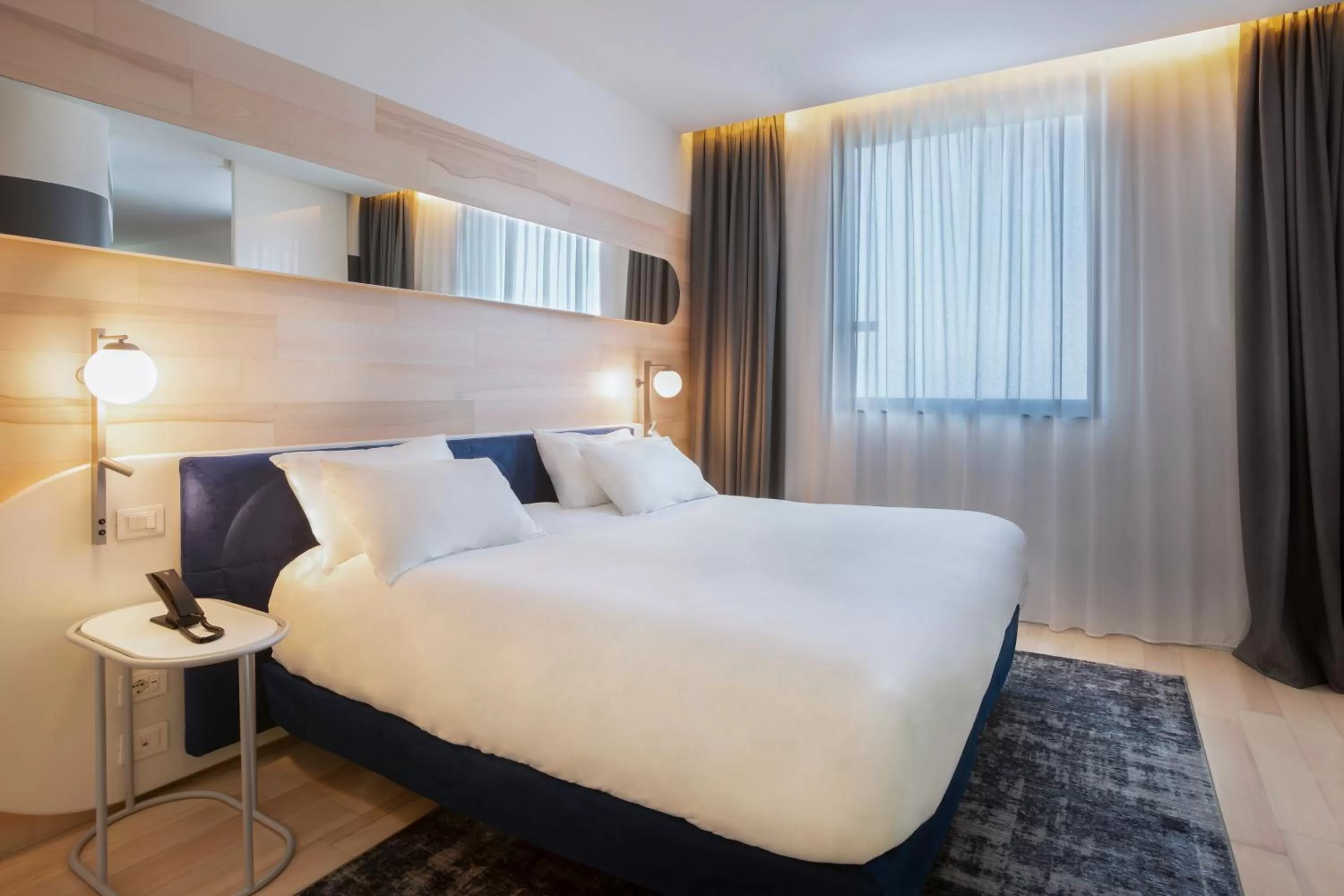 Bedroom, Bed in voco Milan-Fiere by IHG