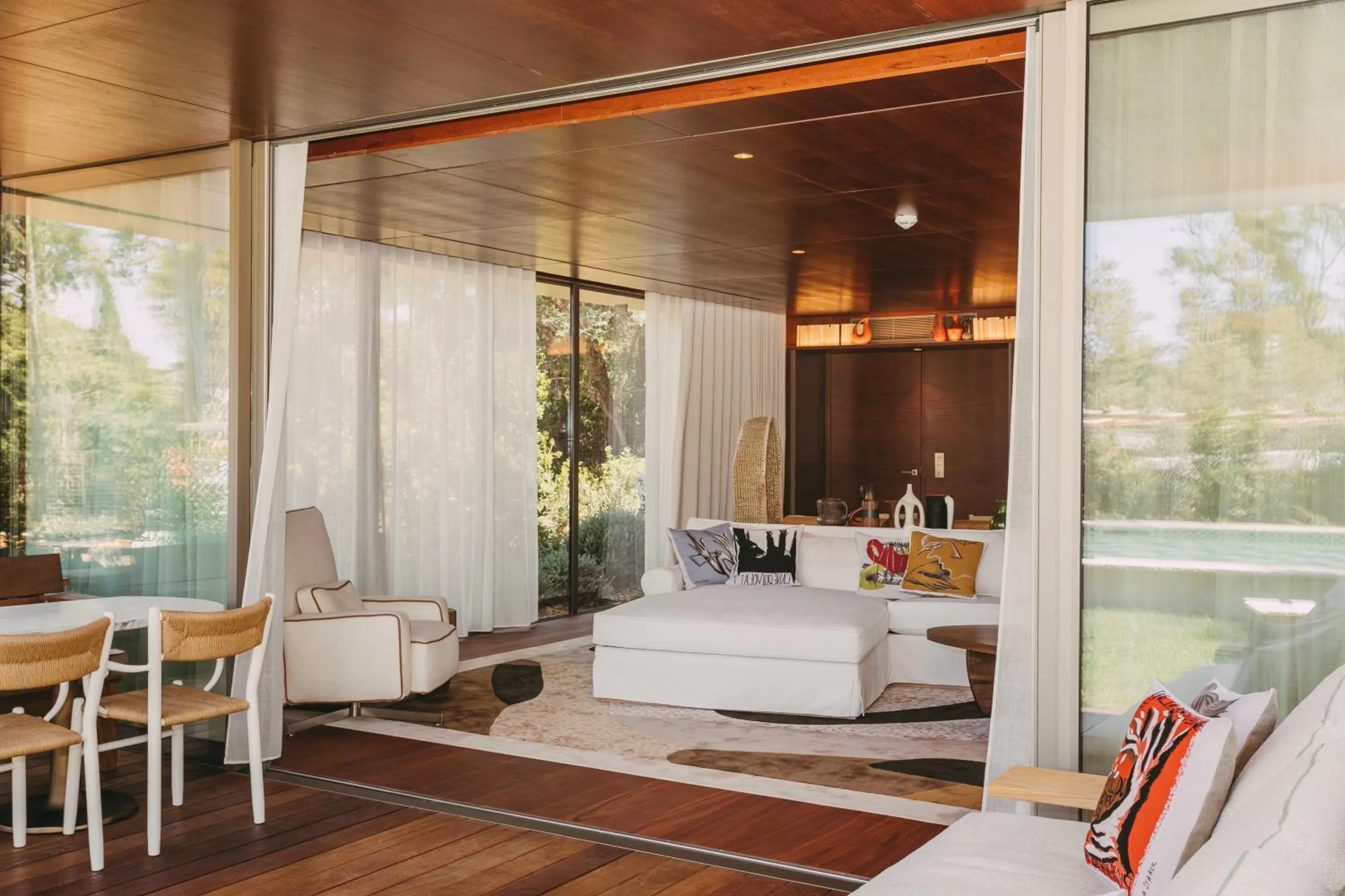 Living room in Lily of the Valley