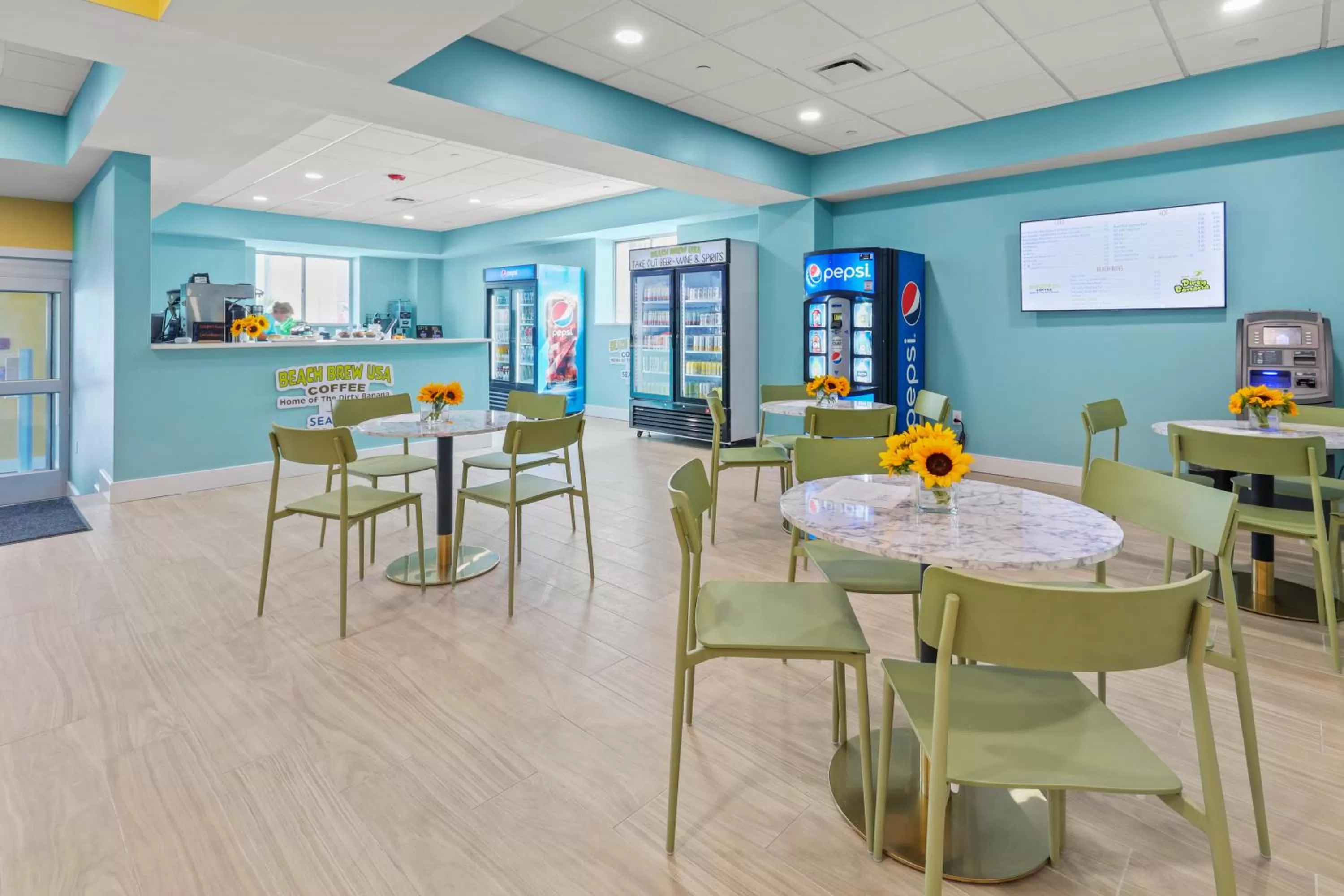 Communal lounge/ TV room in Seaport Suites