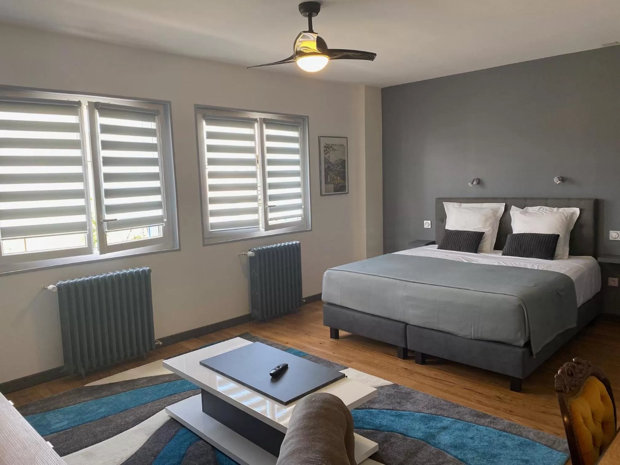 Bedroom, Bed in Avenue de la Gare