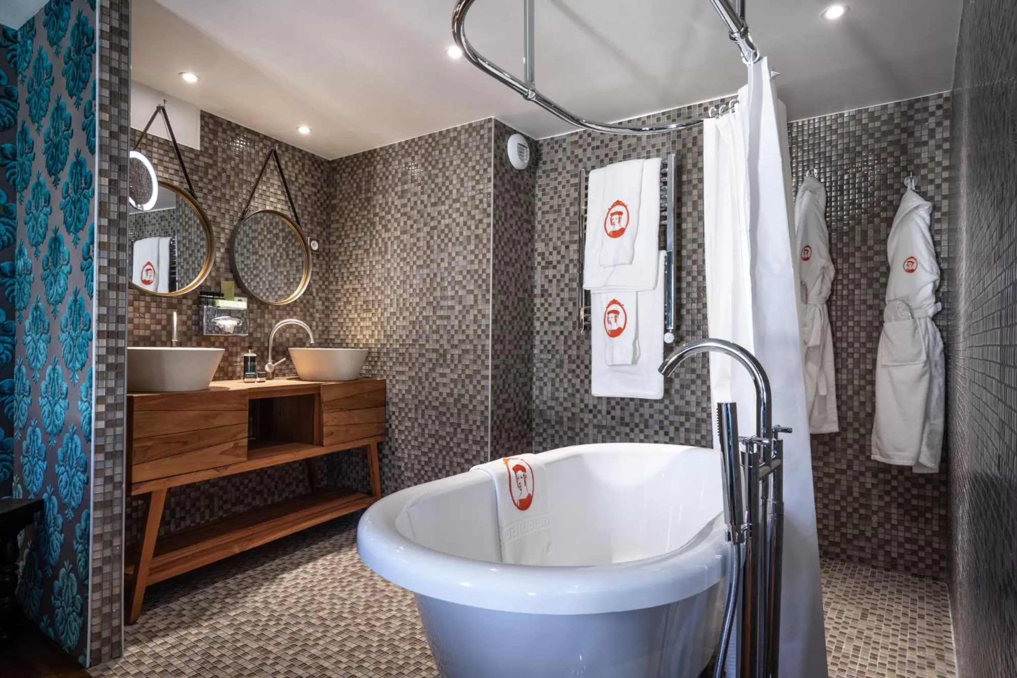 Bathroom in Le Temple De Jeanne