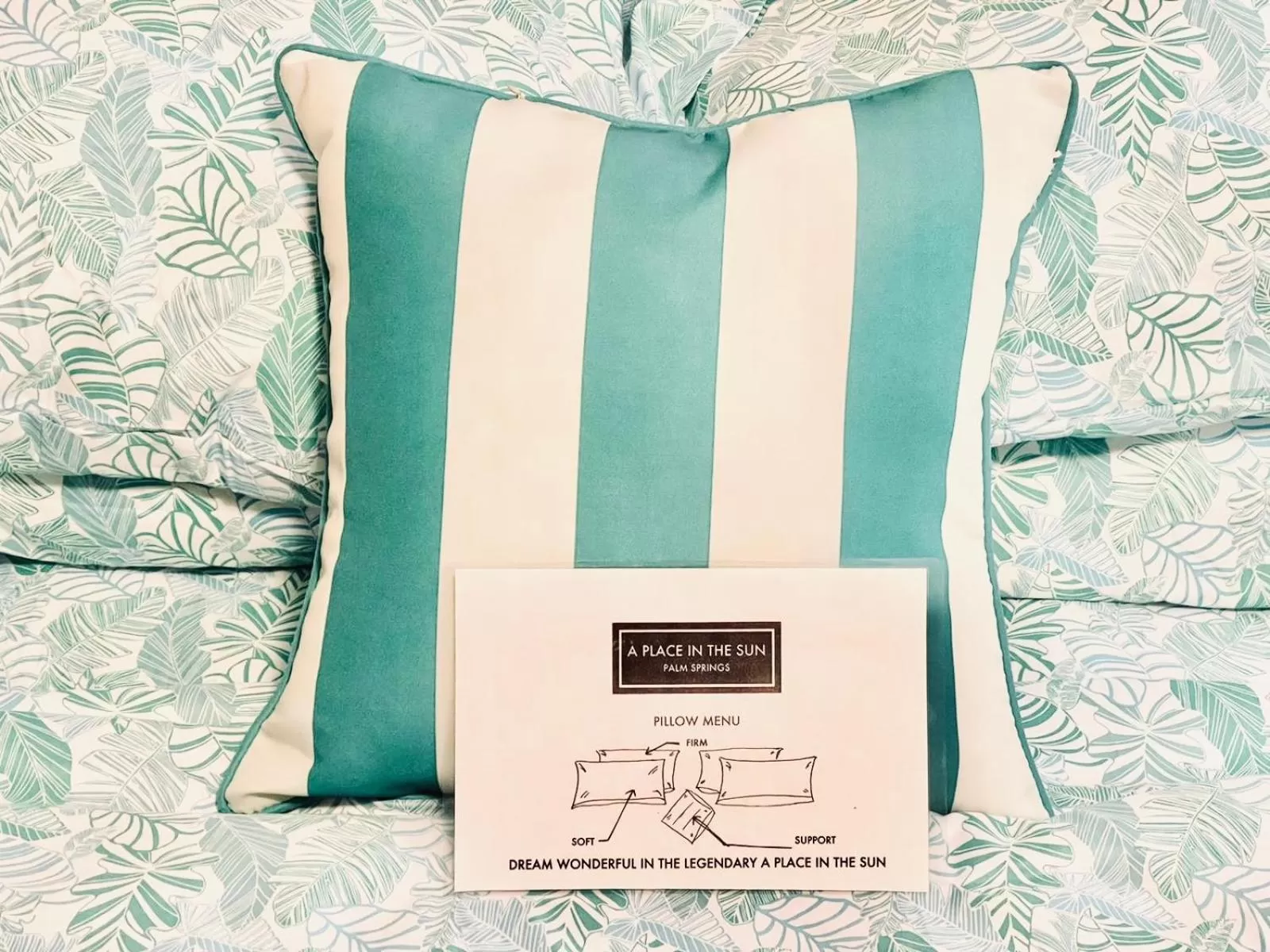 Bed in A PLACE IN THE SUN Hotel - ADULTS ONLY Big Units, 24h Heated Pool & Spa in 1 Acre Park Prime Location, DOG Friendly, TOP Midcentury Modern Boutique Hotel