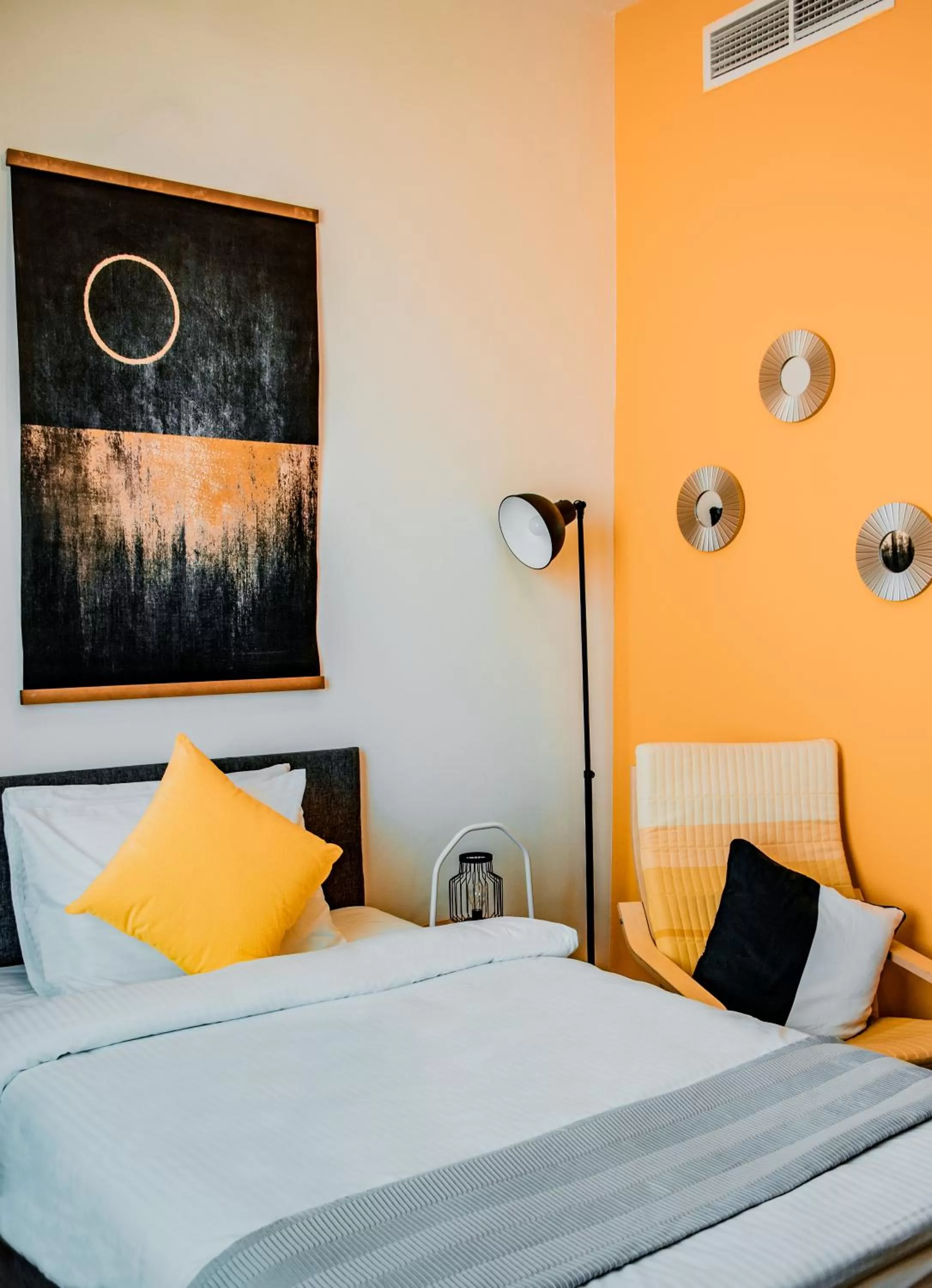 Bed in KSK Homes Hotel Dubai Academic City