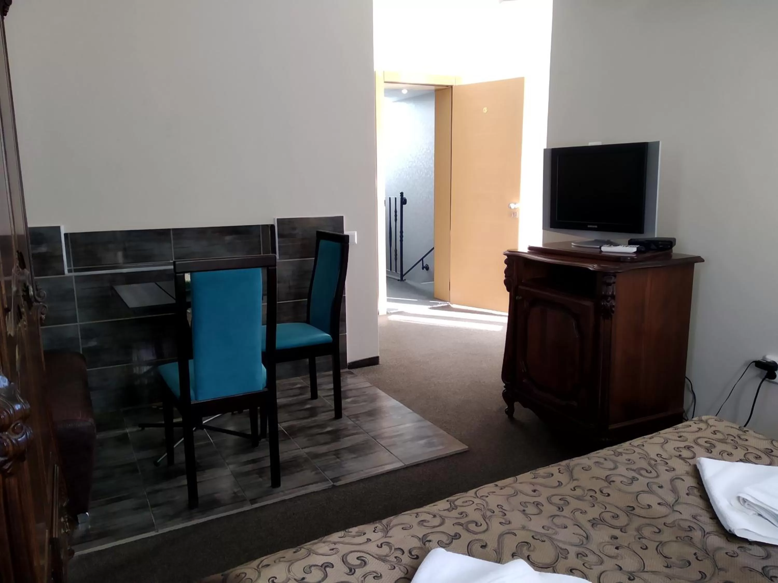 TV and multimedia in Hotel Perfect