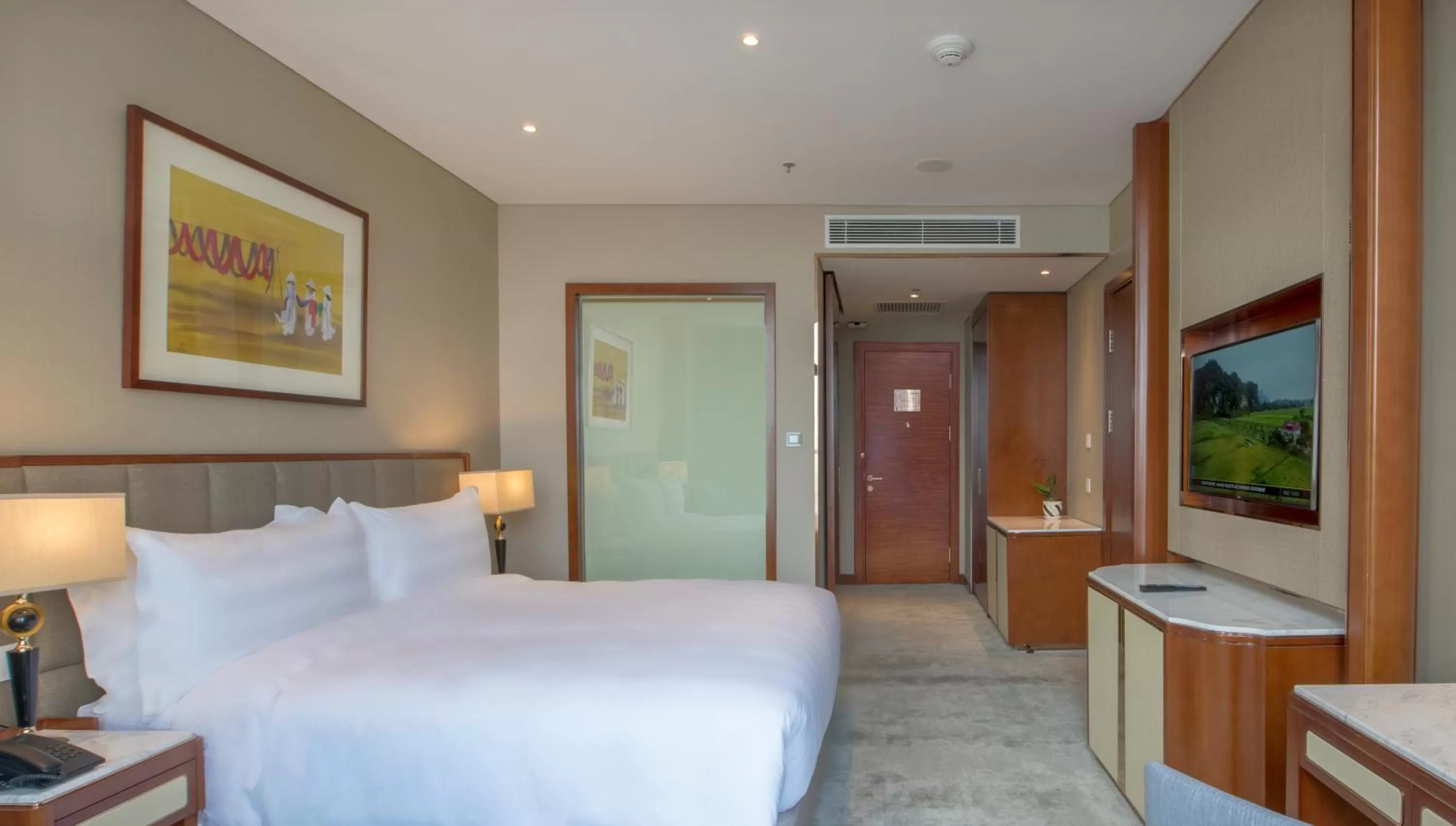 Bed in Wyndham Garden Hanoi